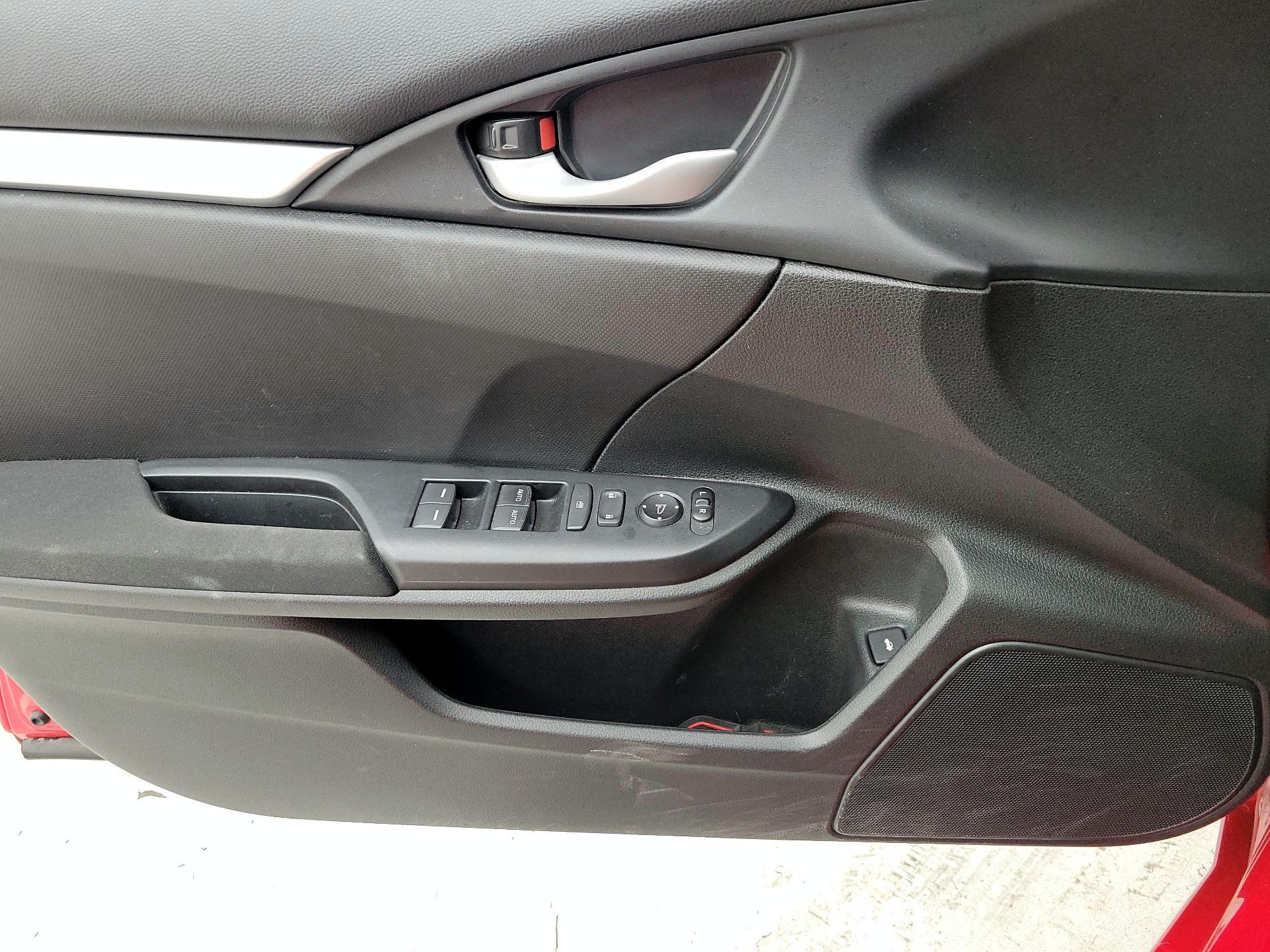 Thumbnail: 2018 Honda Civic - 12