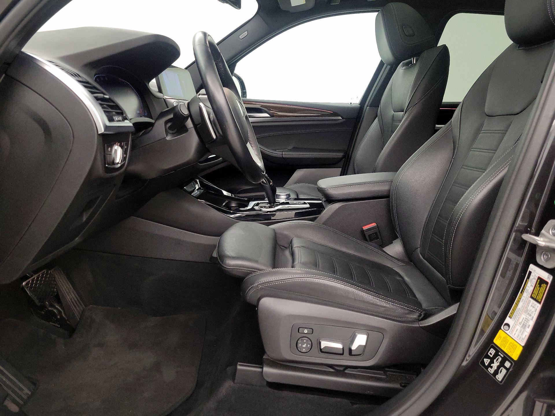 Thumbnail: 2021 BMW X3 - 11