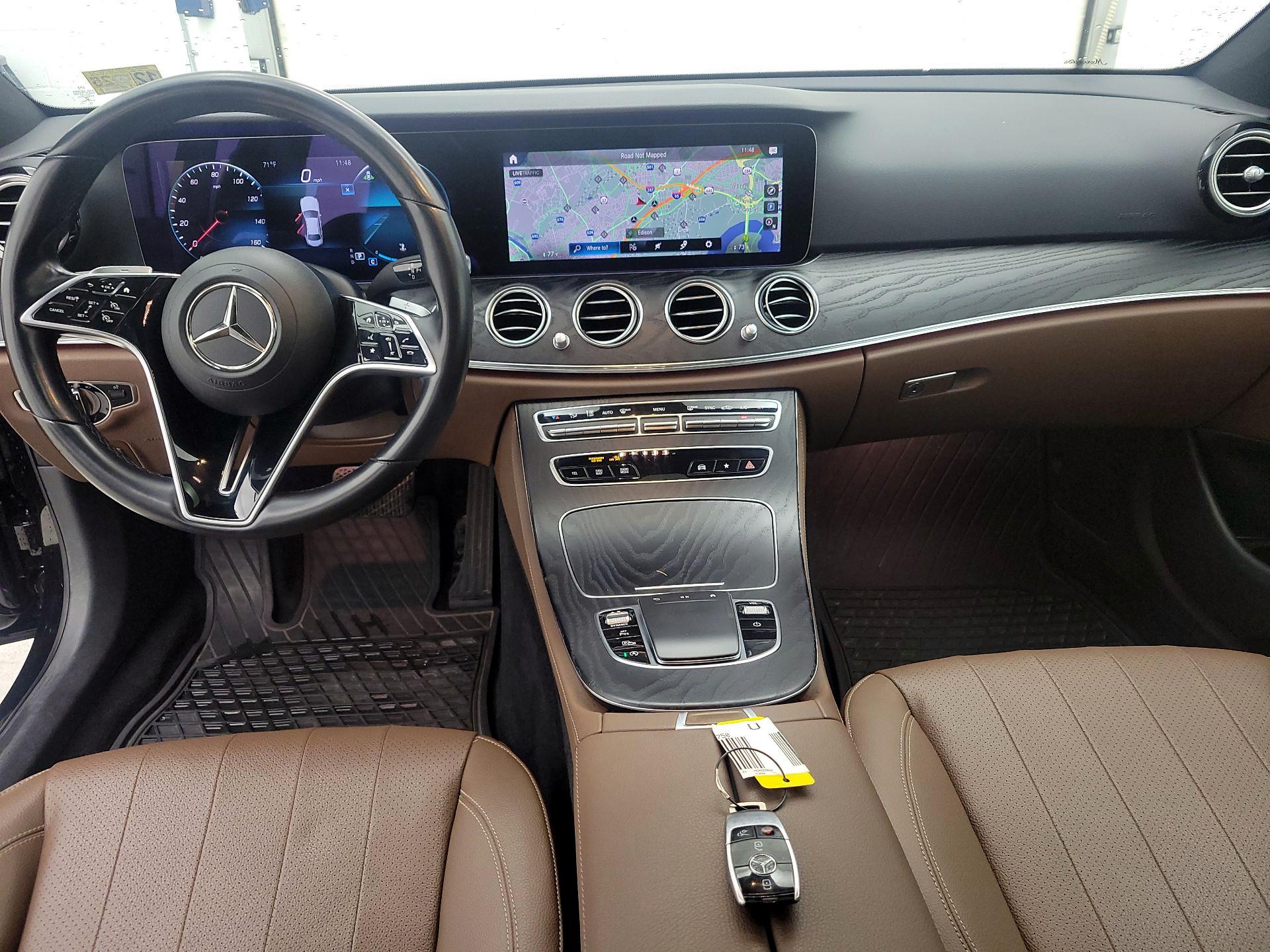 Thumbnail: 2021 Mercedes-Benz E-Class - 9