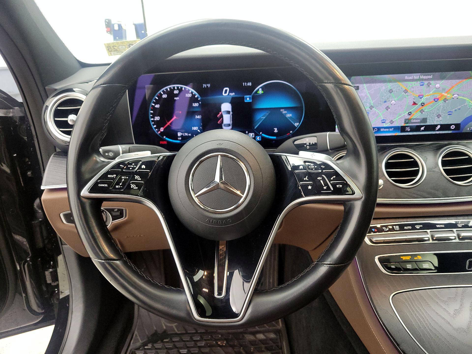 Thumbnail: 2021 Mercedes-Benz E-Class - 10