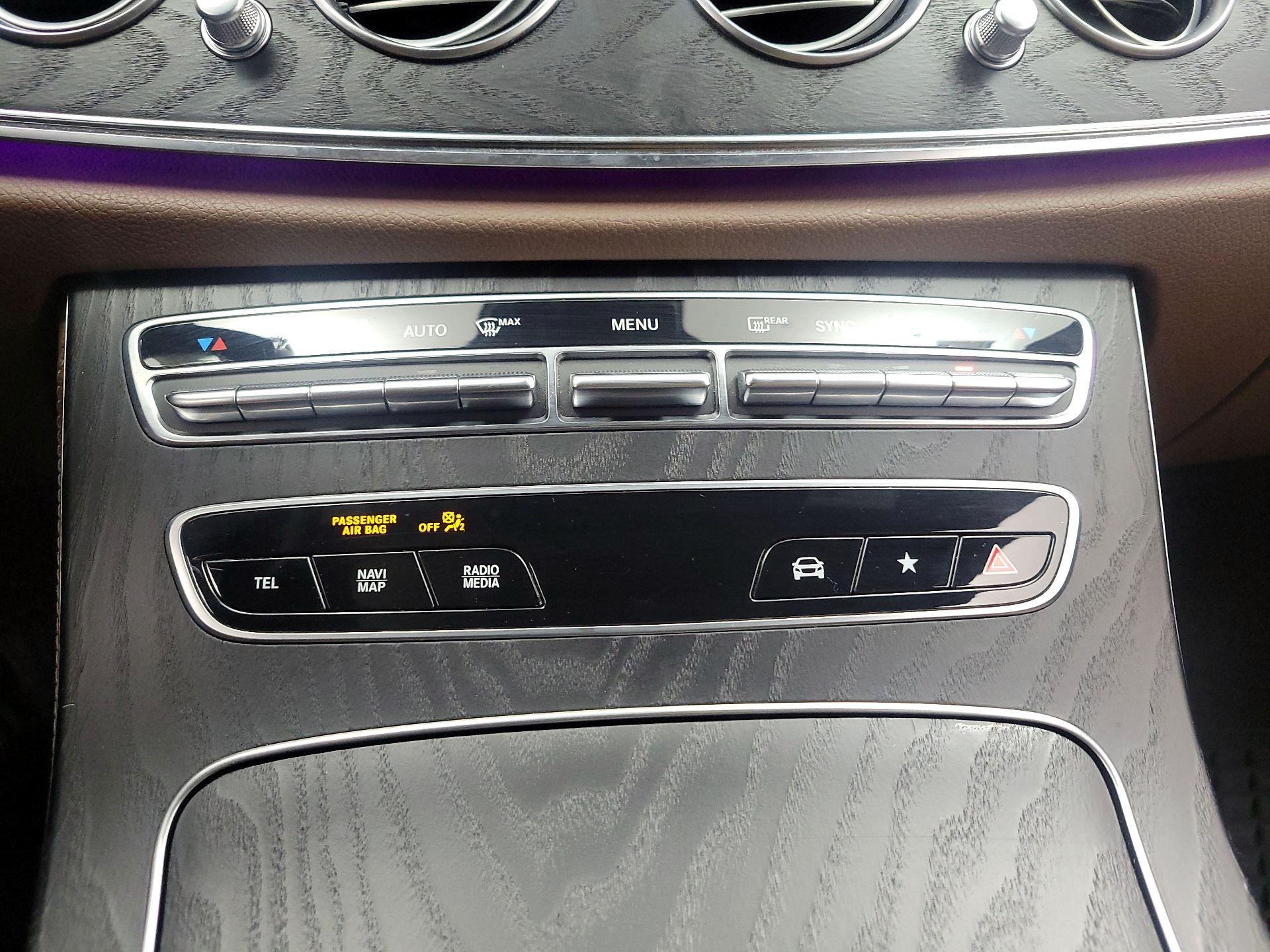 Thumbnail: 2021 Mercedes-Benz E-Class - 17