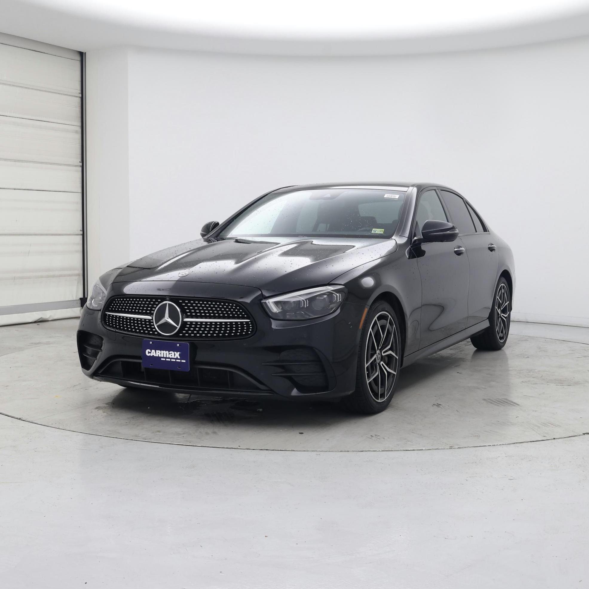 Thumbnail: 2021 Mercedes-Benz E-Class - 4