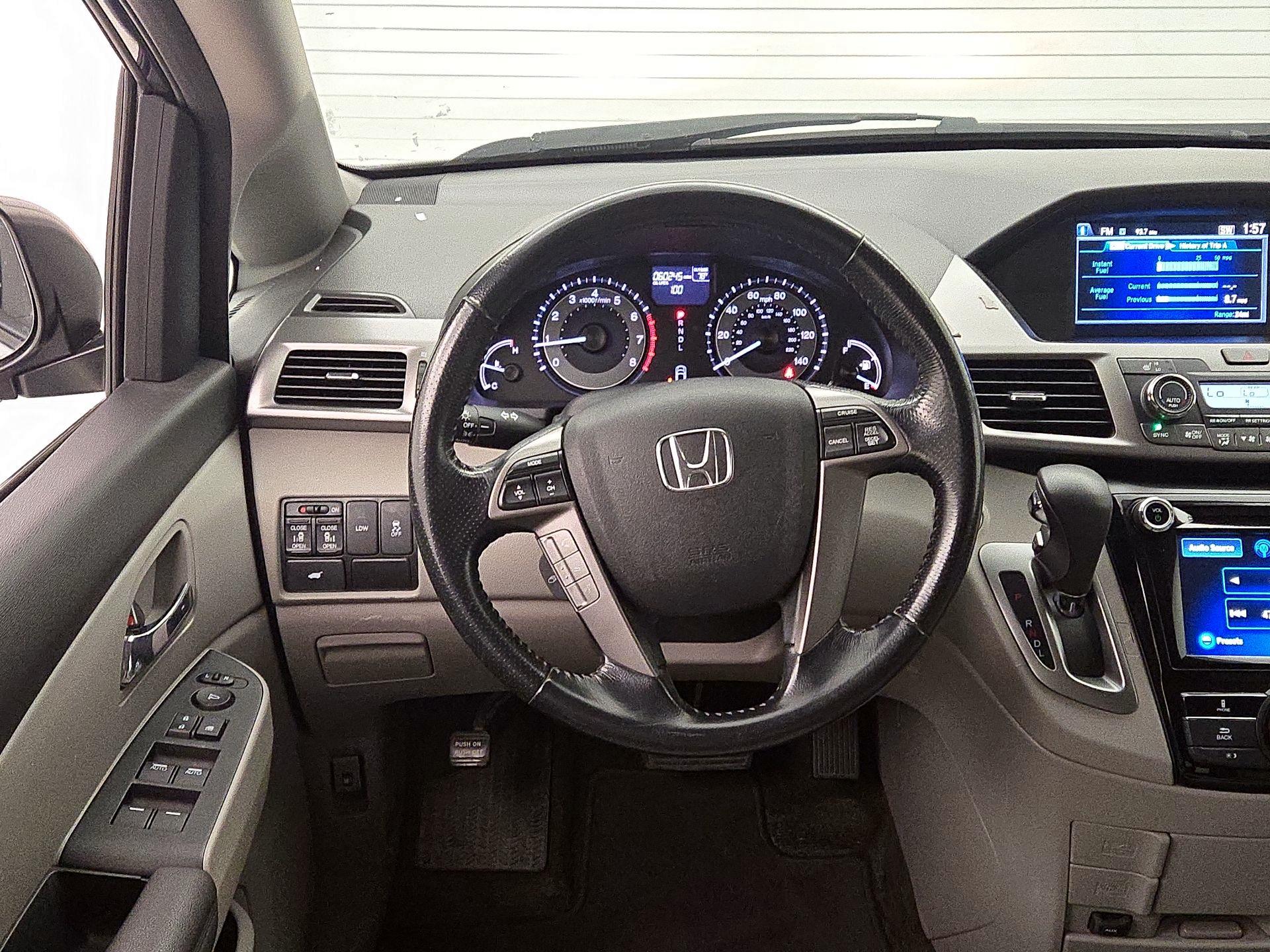 Thumbnail: 2016 Honda Odyssey - 10