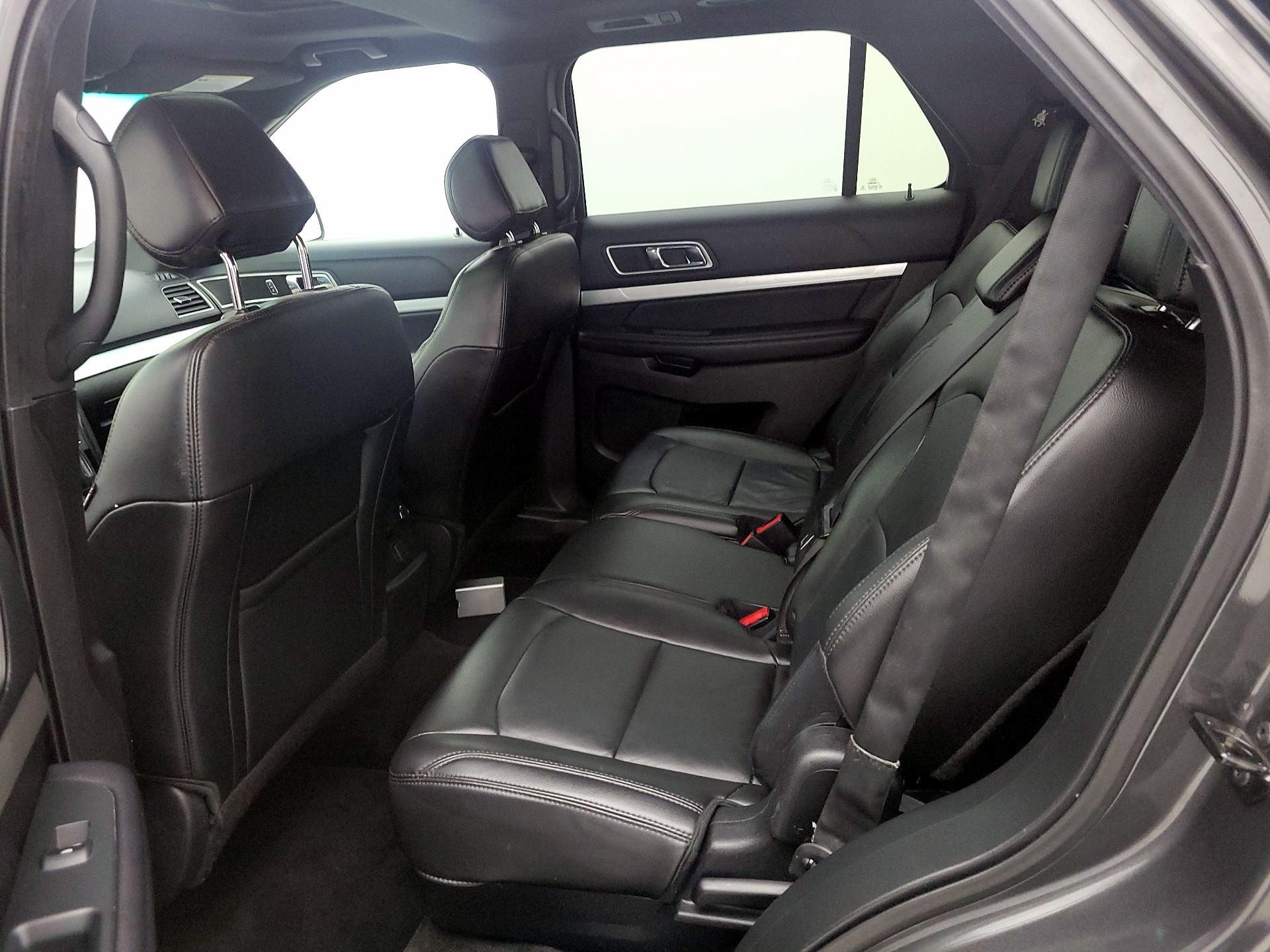Thumbnail: 2016 Ford Explorer - 19