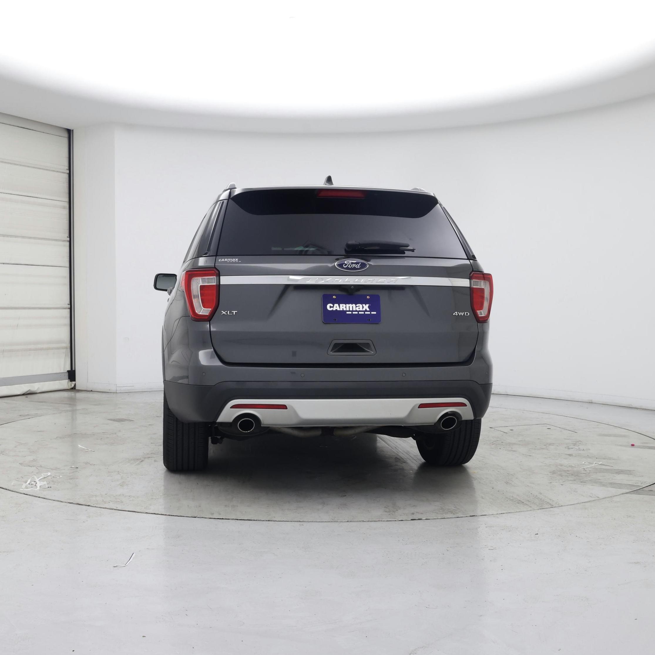 Thumbnail: 2016 Ford Explorer - 6