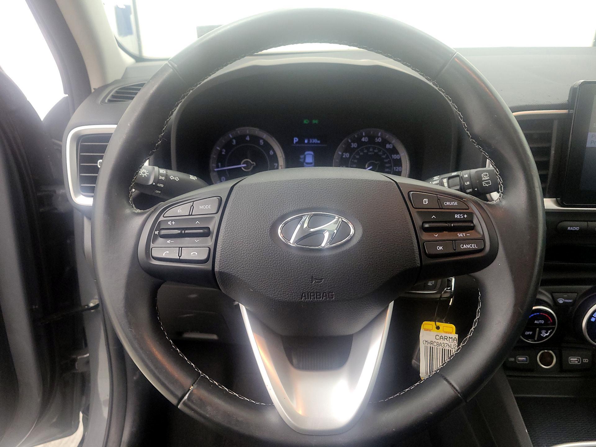 Thumbnail: 2022 Hyundai Venue - 10