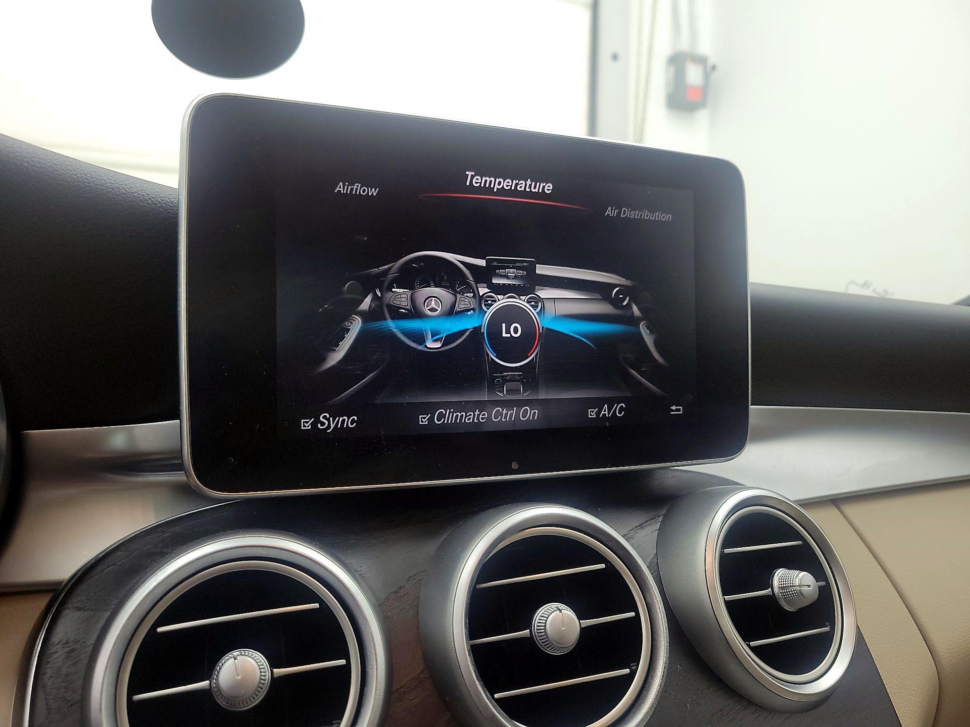 Thumbnail: 2016 Mercedes-Benz C-Class - 17