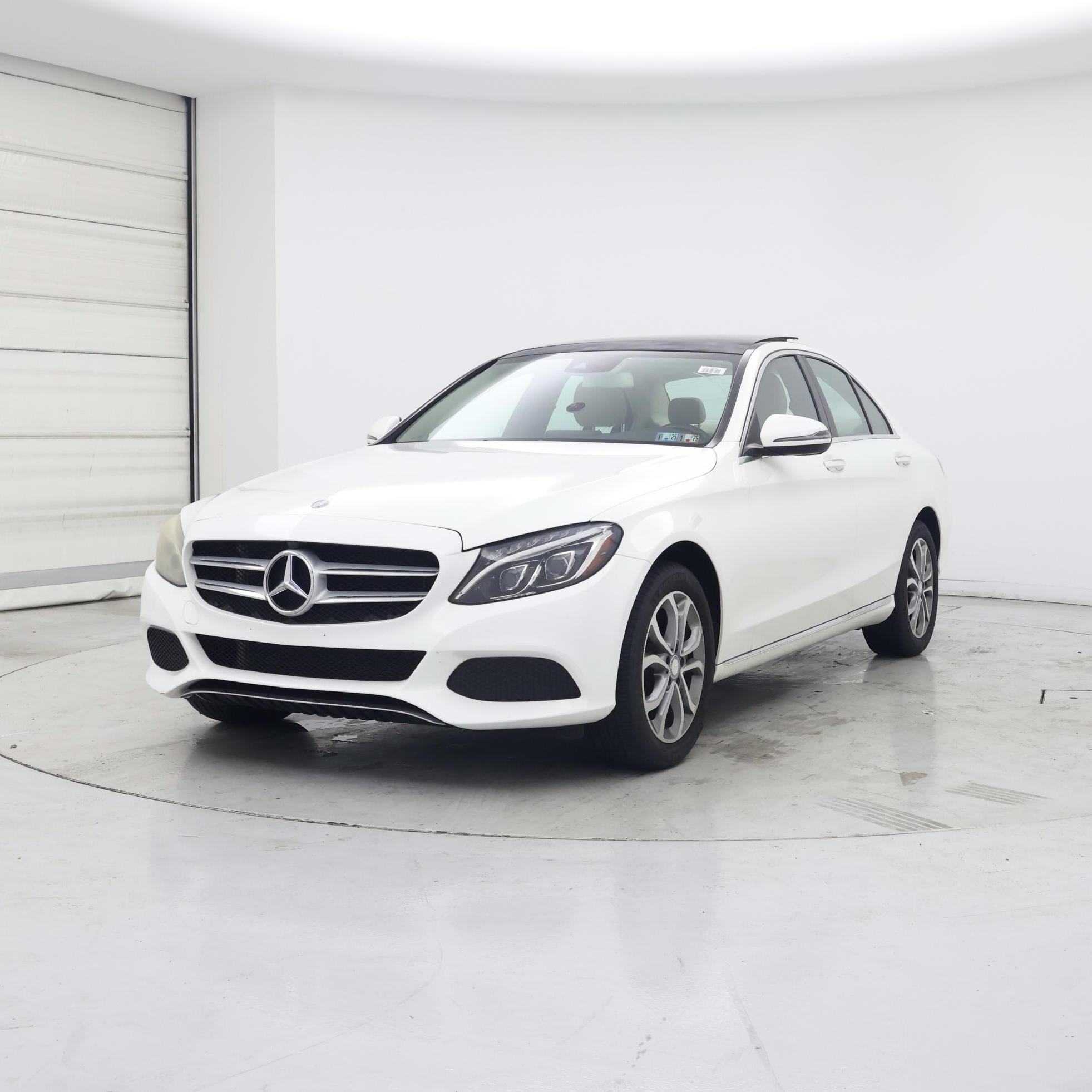Thumbnail: 2016 Mercedes-Benz C-Class - 4