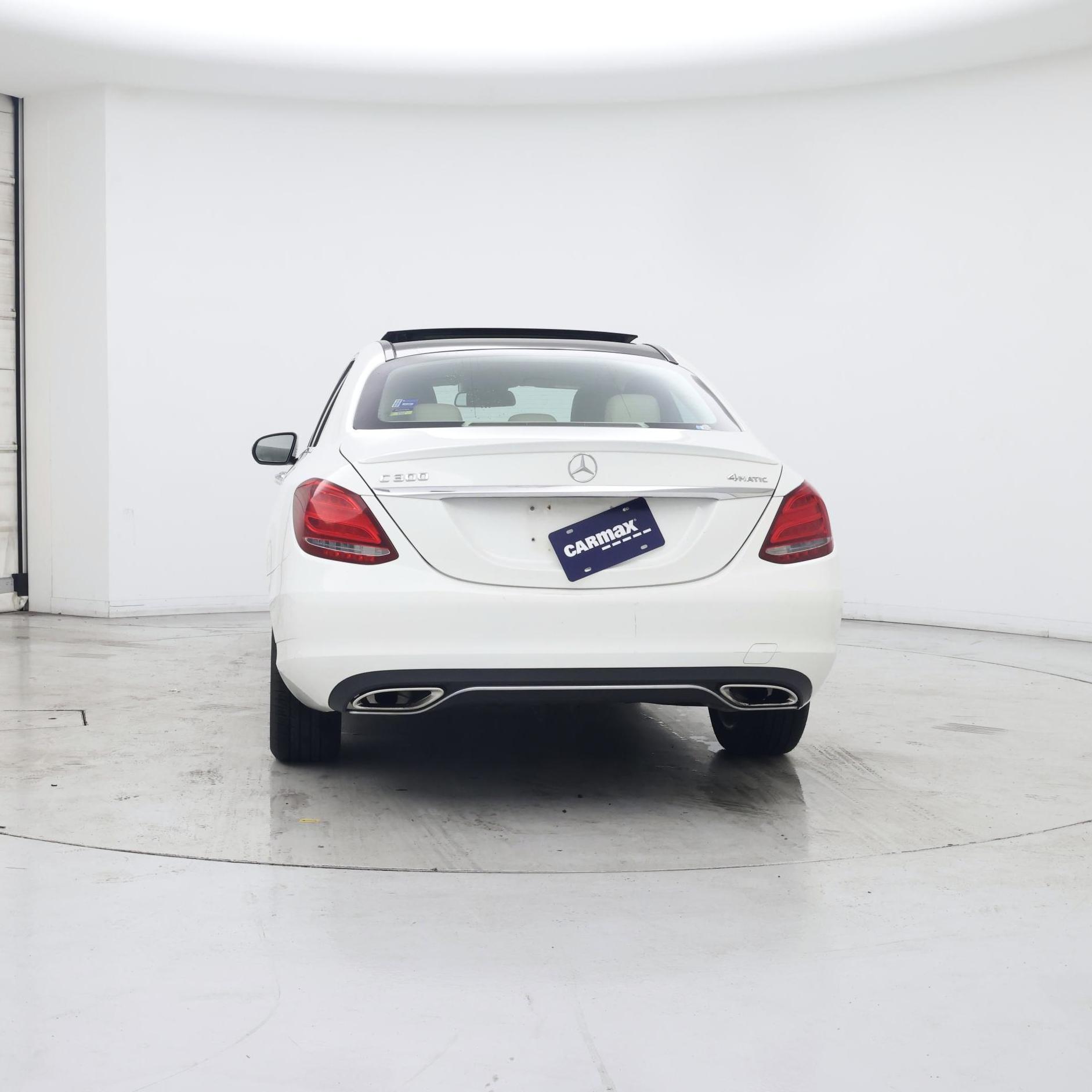 Thumbnail: 2016 Mercedes-Benz C-Class - 6