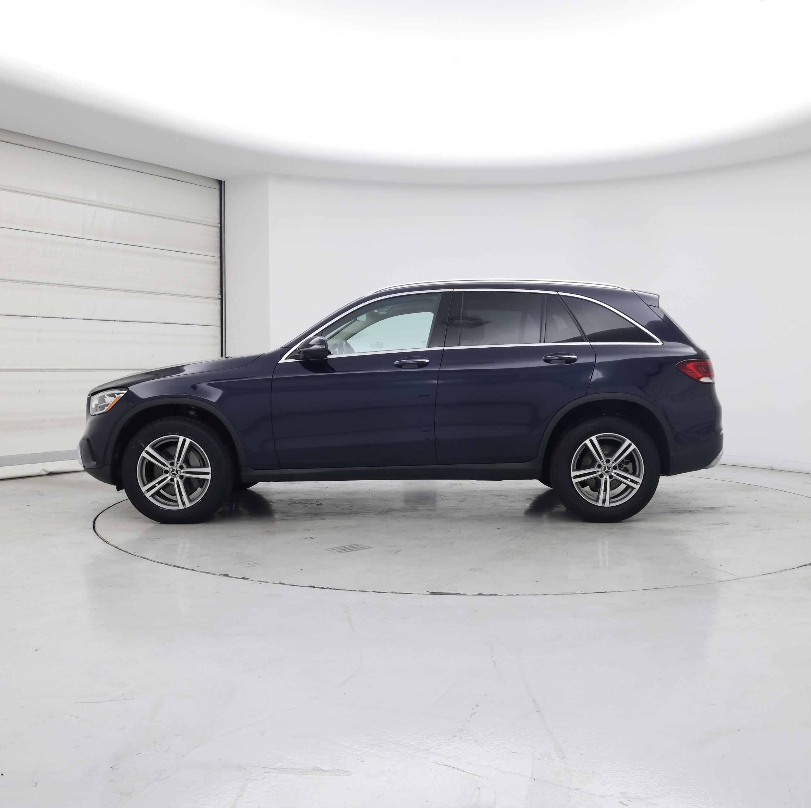 Thumbnail: 2022 Mercedes-Benz GLC - 3