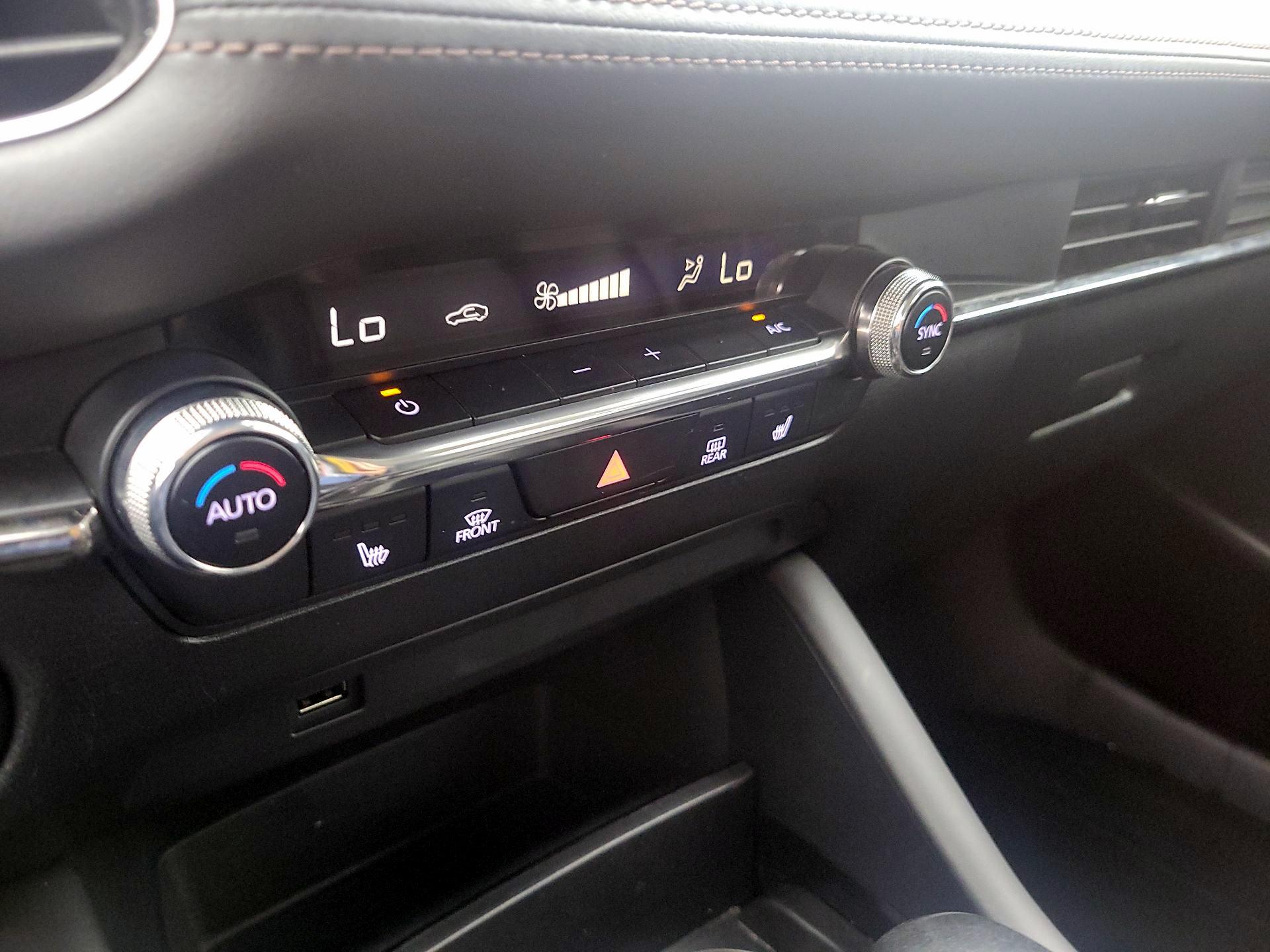 Thumbnail: 2019 Mazda Mazda3 - 15
