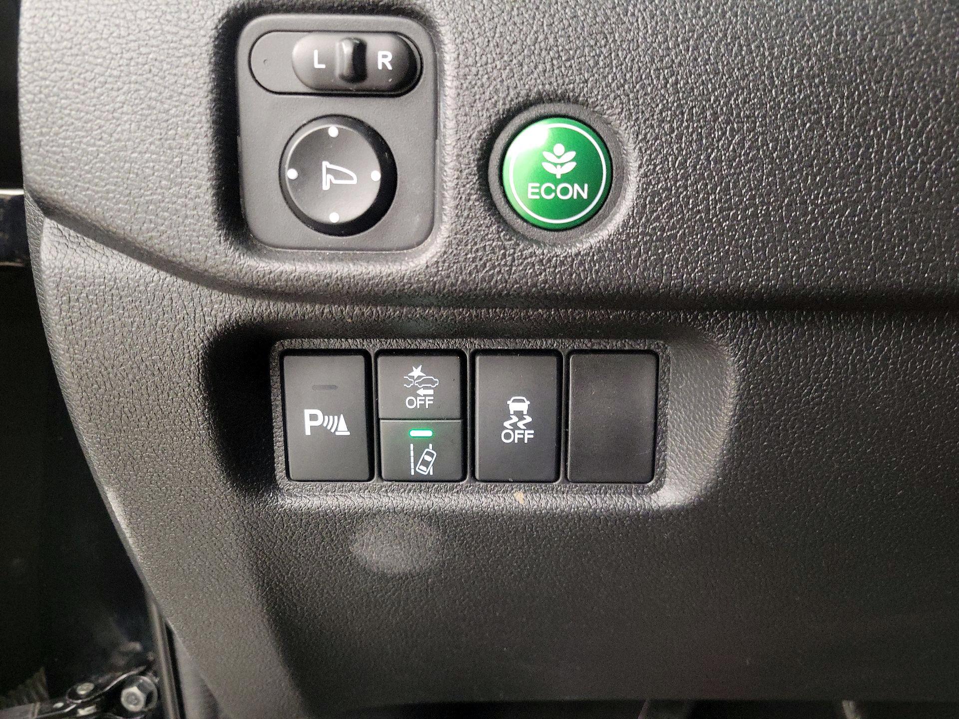 Thumbnail: 2020 Honda Pilot - 13