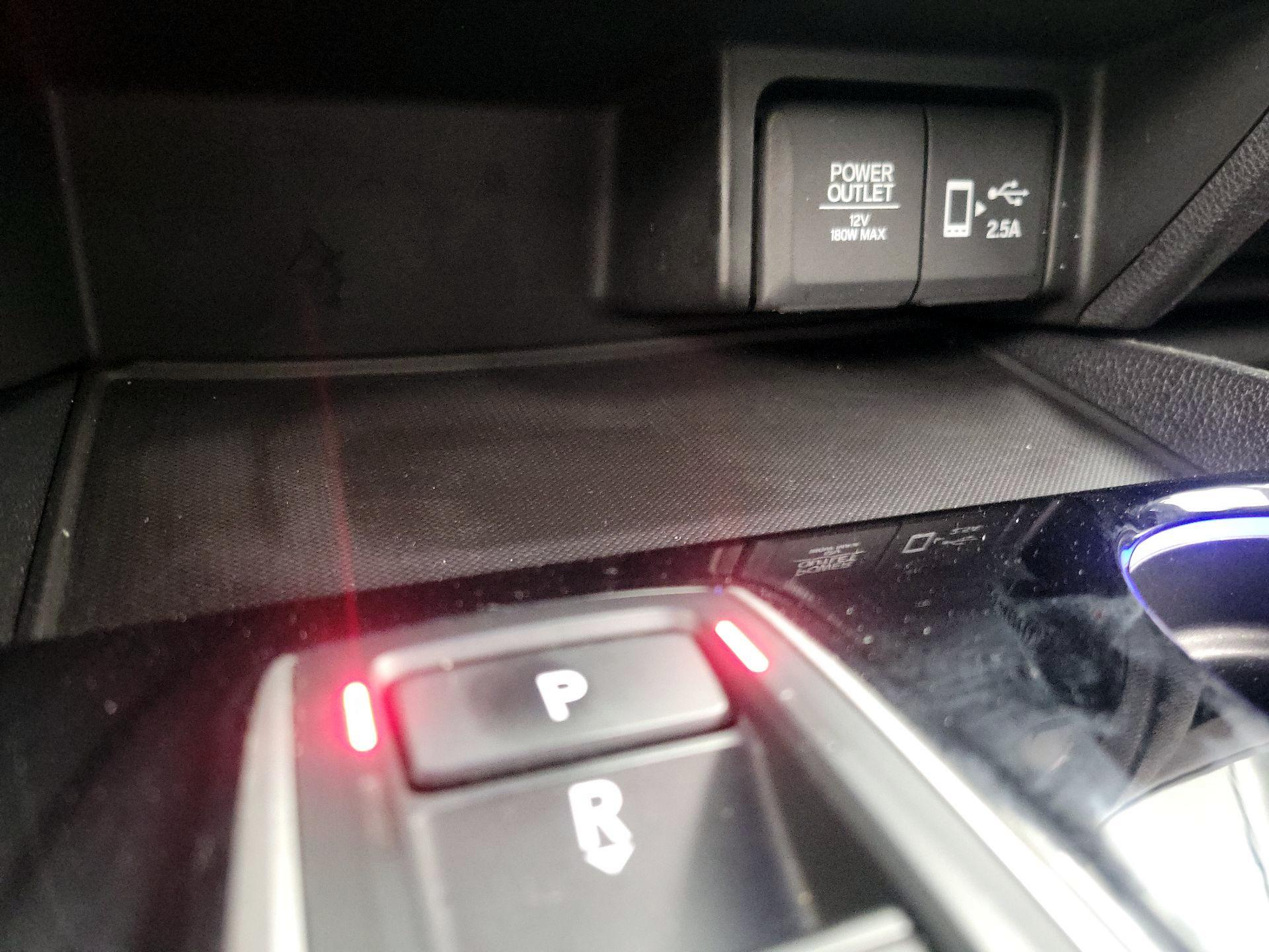 Thumbnail: 2020 Honda Pilot - 18