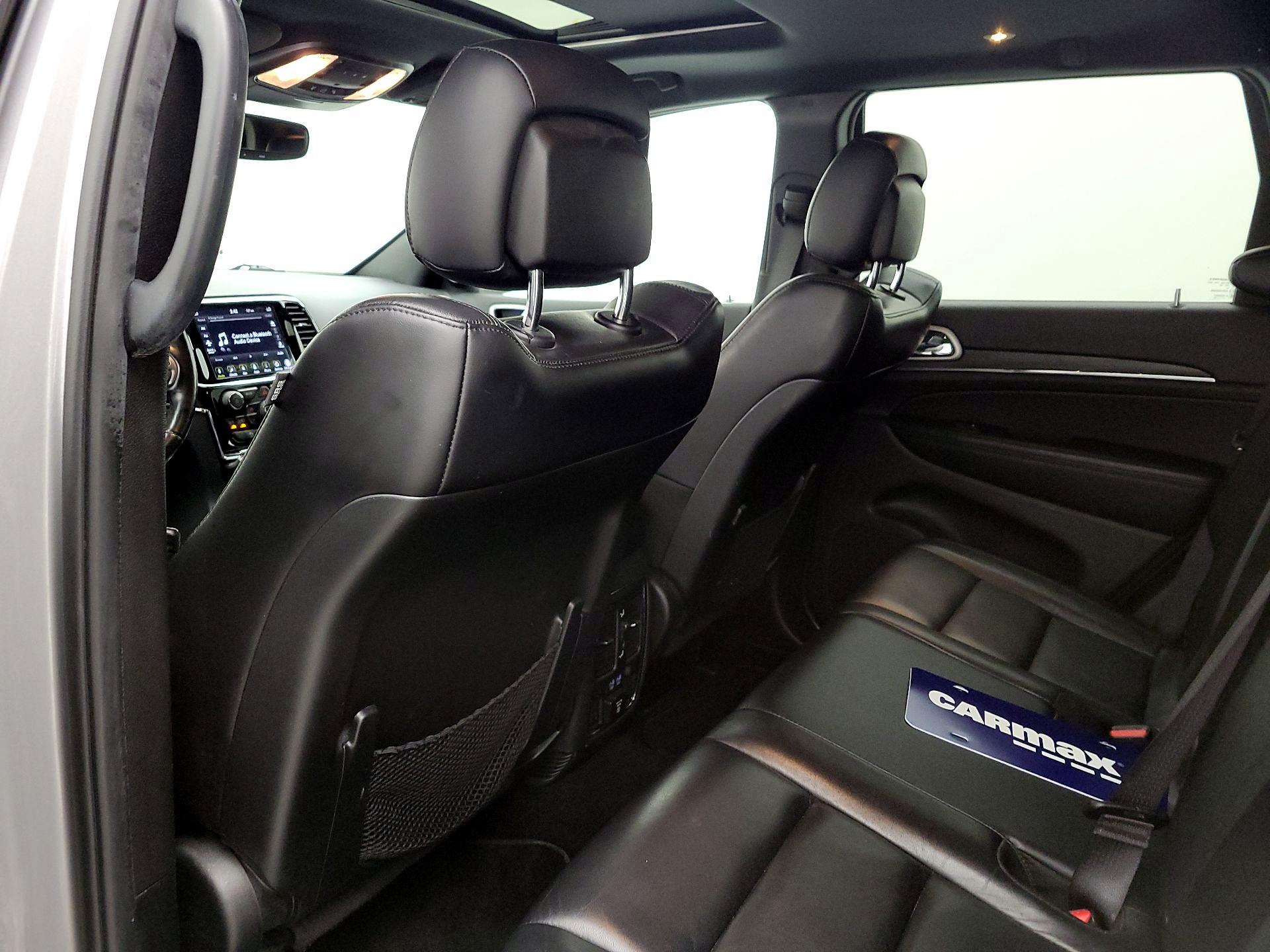Thumbnail: 2020 Jeep Grand Cherokee - 20