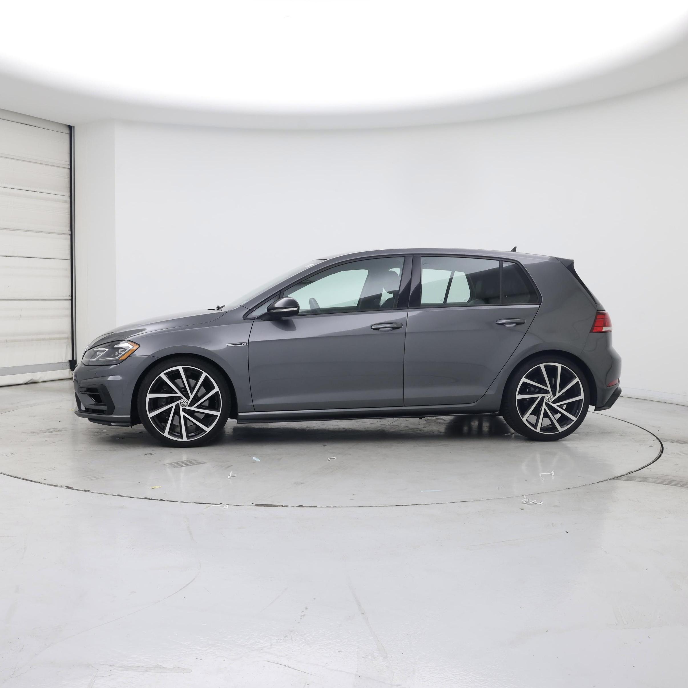 Thumbnail: 2019 Volkswagen Golf - 3