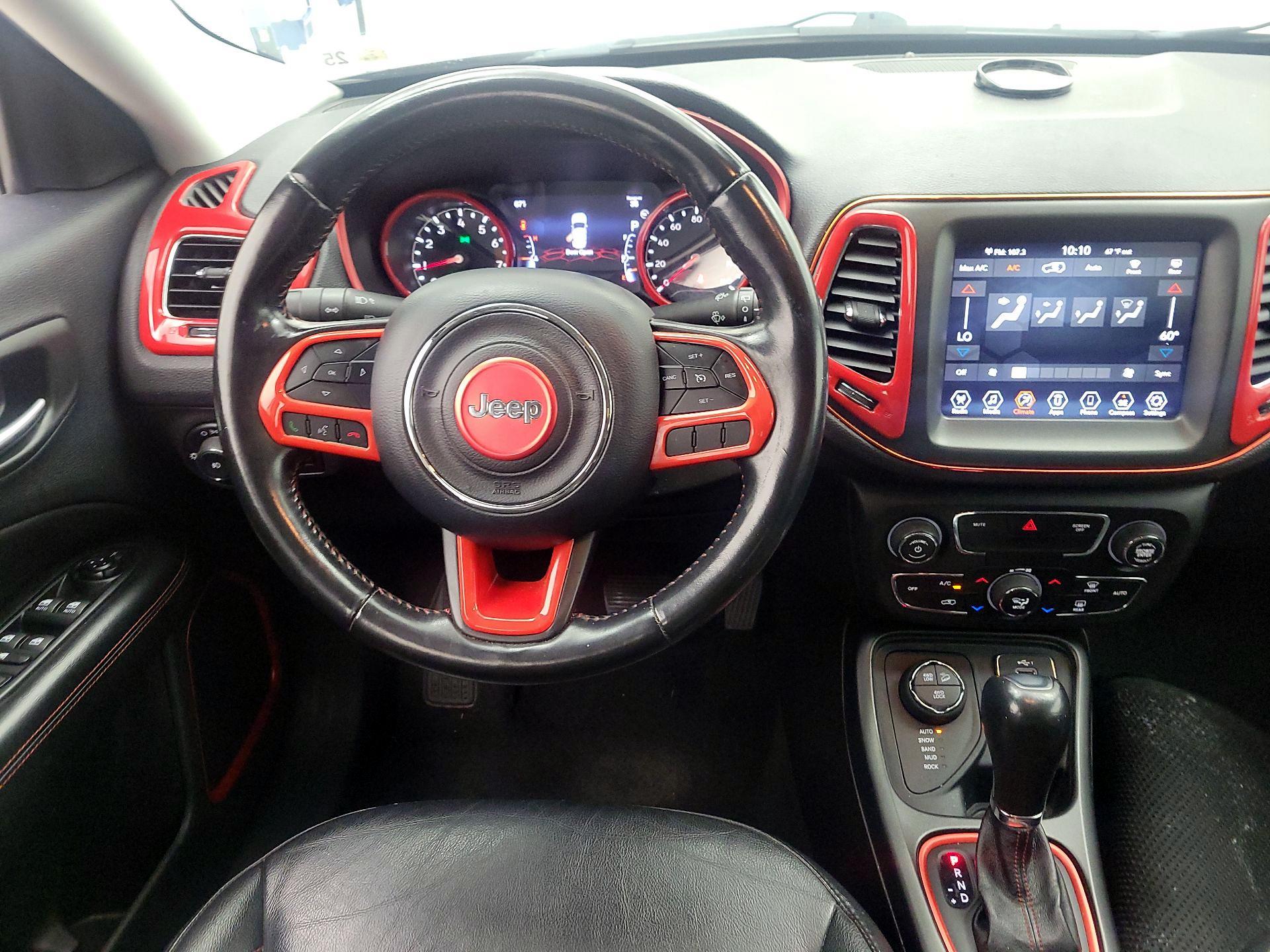 Thumbnail: 2020 Jeep Compass - 10