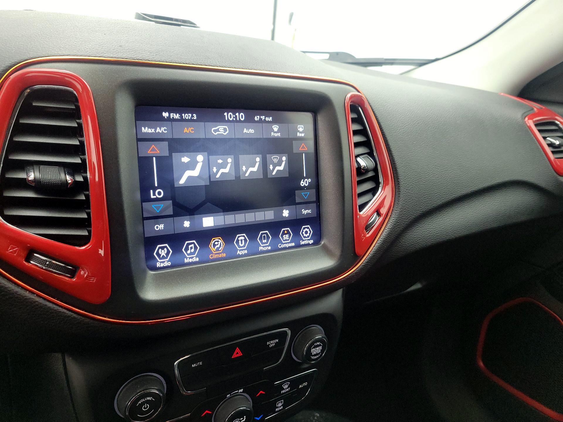 Thumbnail: 2020 Jeep Compass - 15