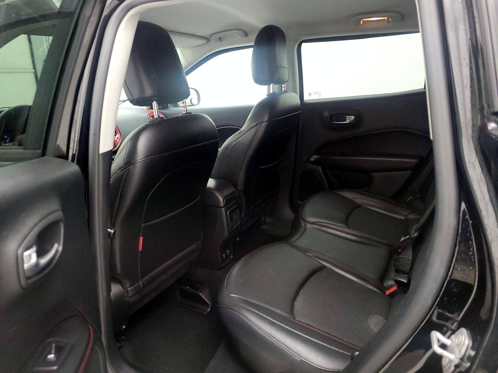 Thumbnail: 2020 Jeep Compass - 19