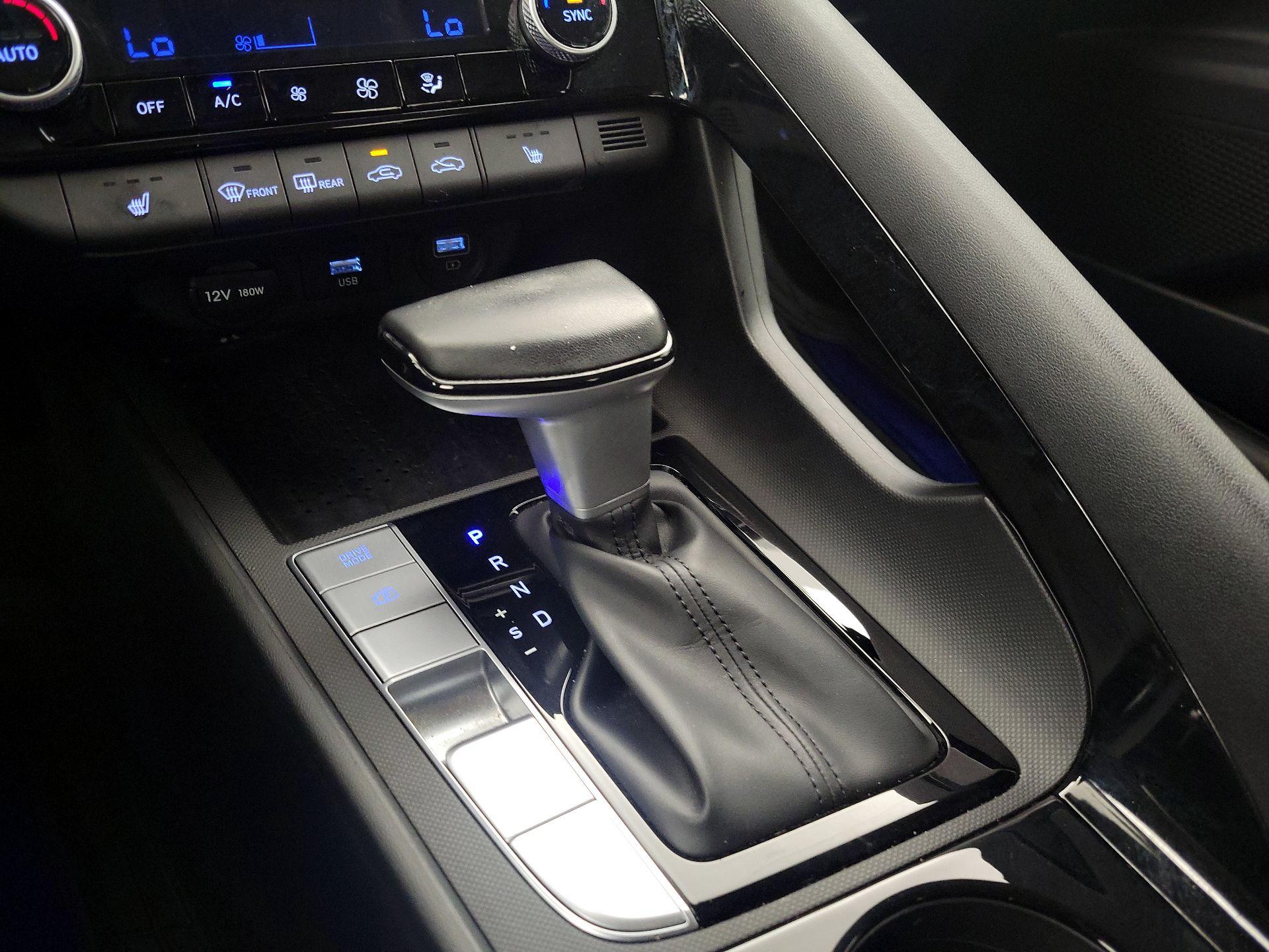 Thumbnail: 2023 Hyundai Elantra - 17