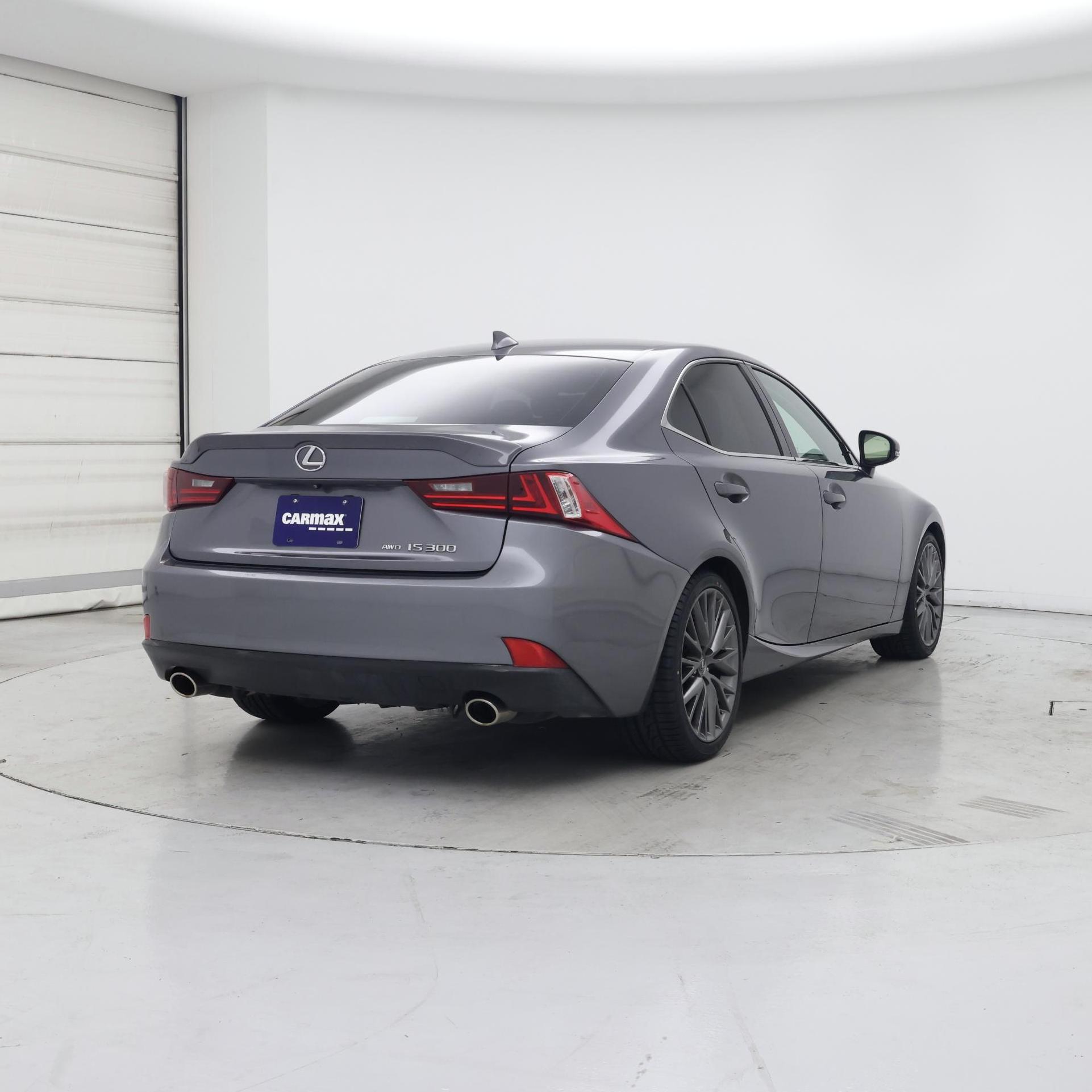 Thumbnail: 2016 Lexus IS - 8
