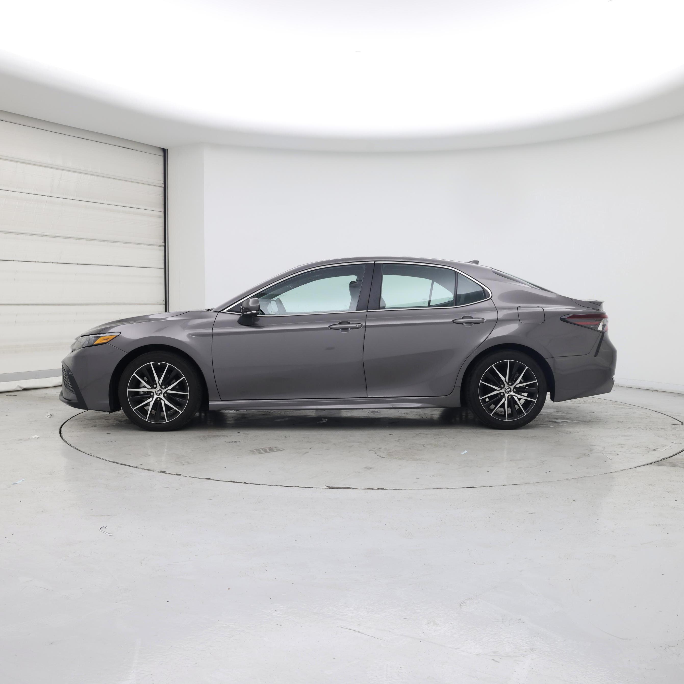 Thumbnail: 2023 Toyota Camry - 3