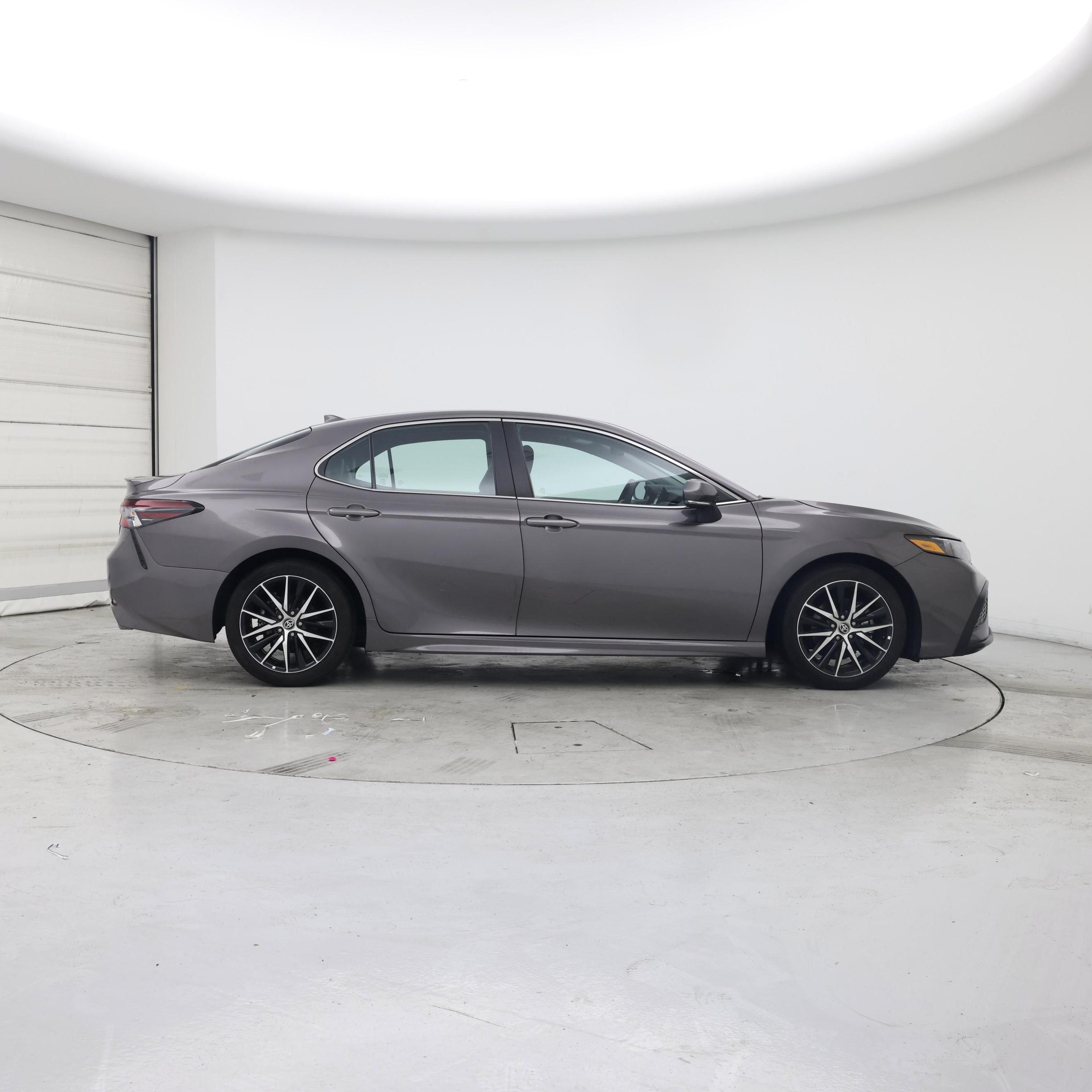 Thumbnail: 2023 Toyota Camry - 7