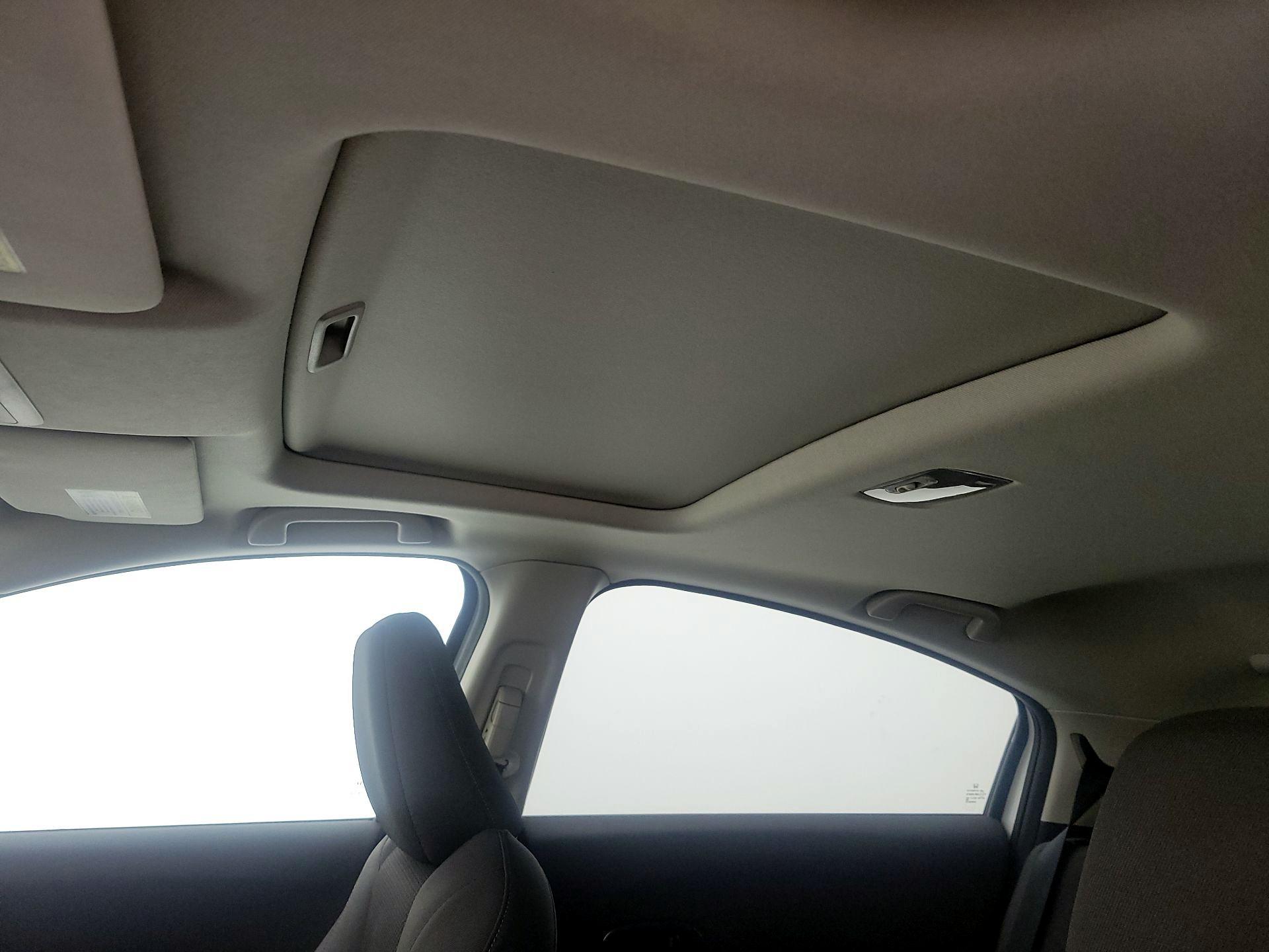 Thumbnail: 2019 Honda HR-V - 19