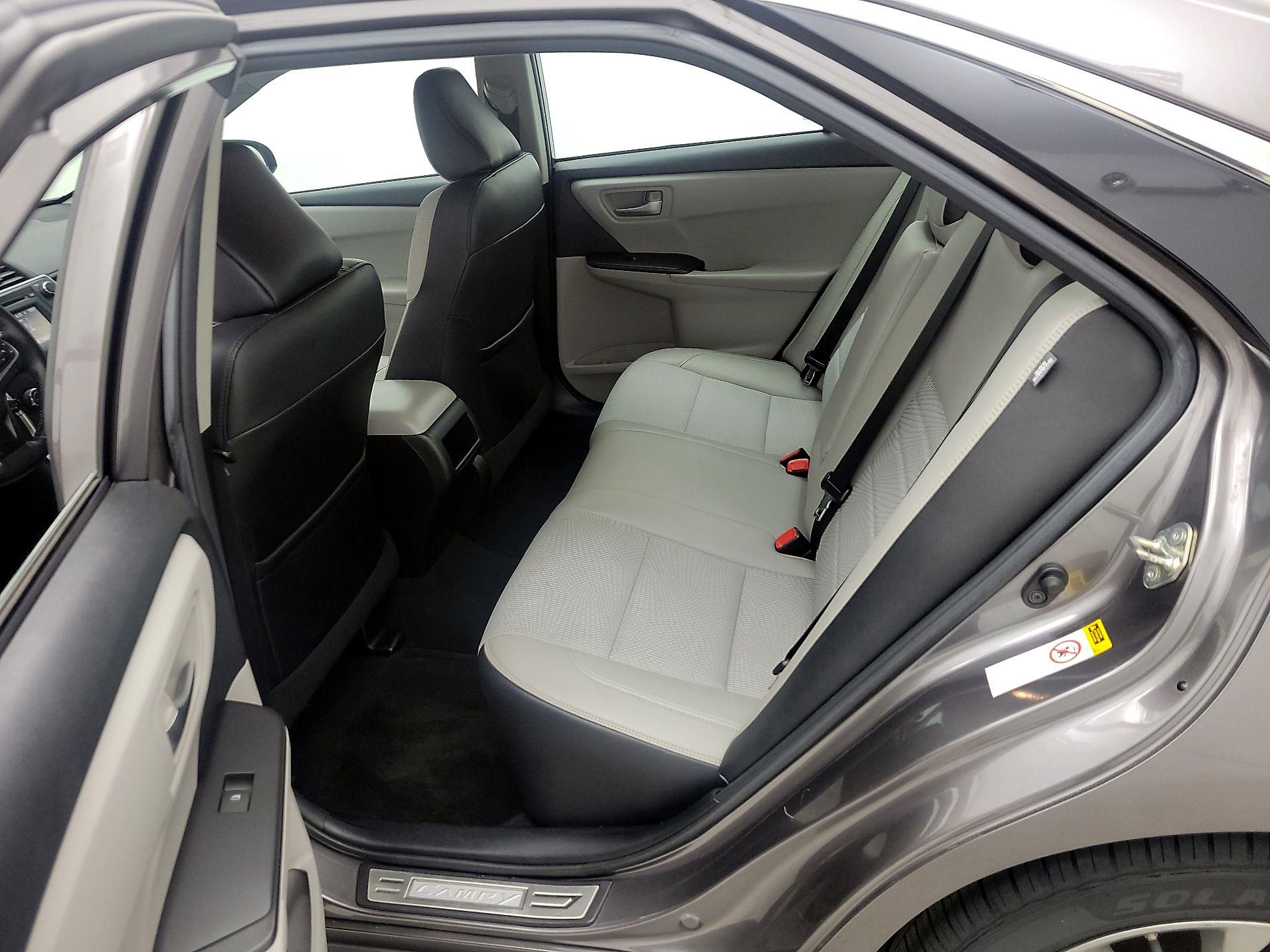 Thumbnail: 2016 Toyota Camry - 19