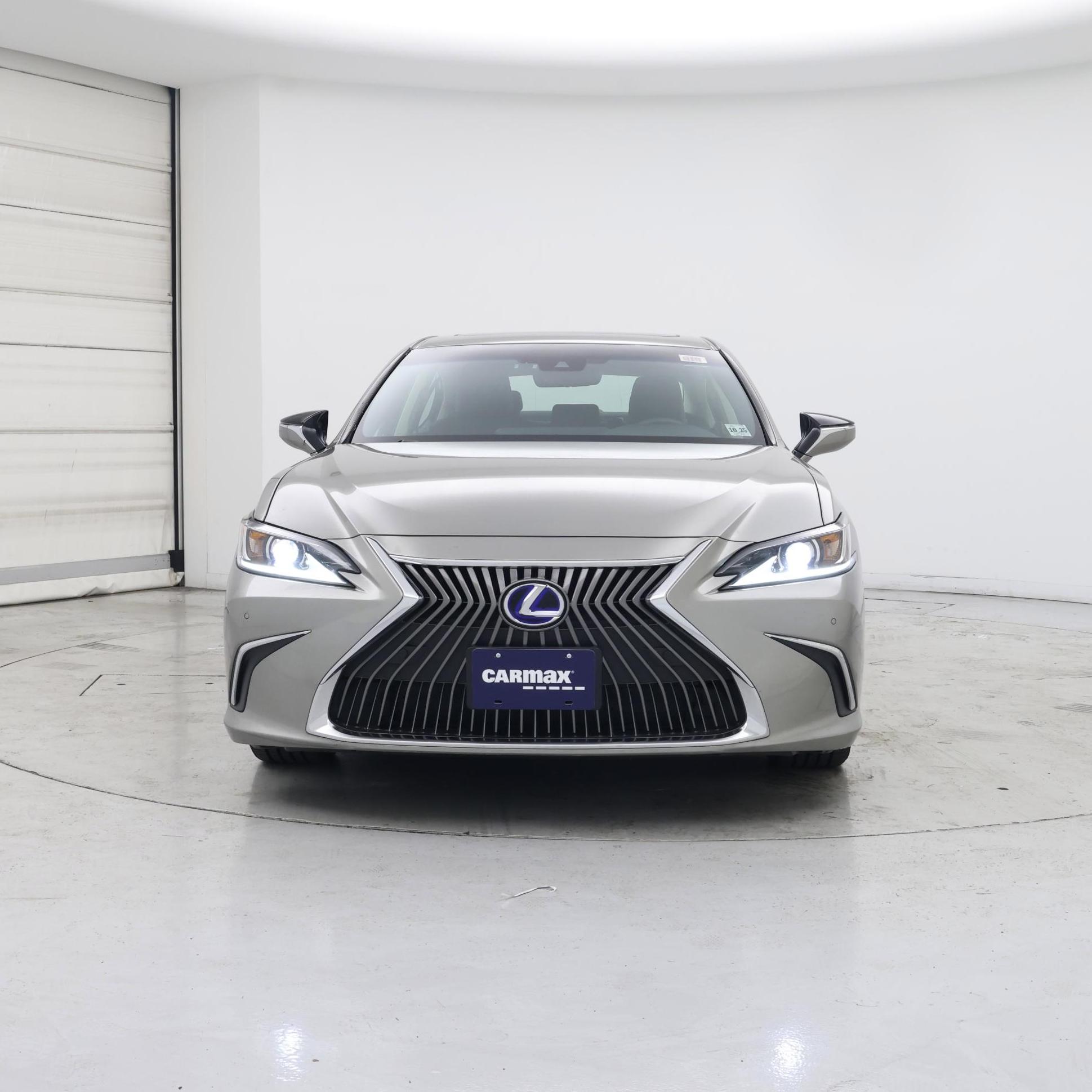 Thumbnail: 2020 Lexus ES - 5