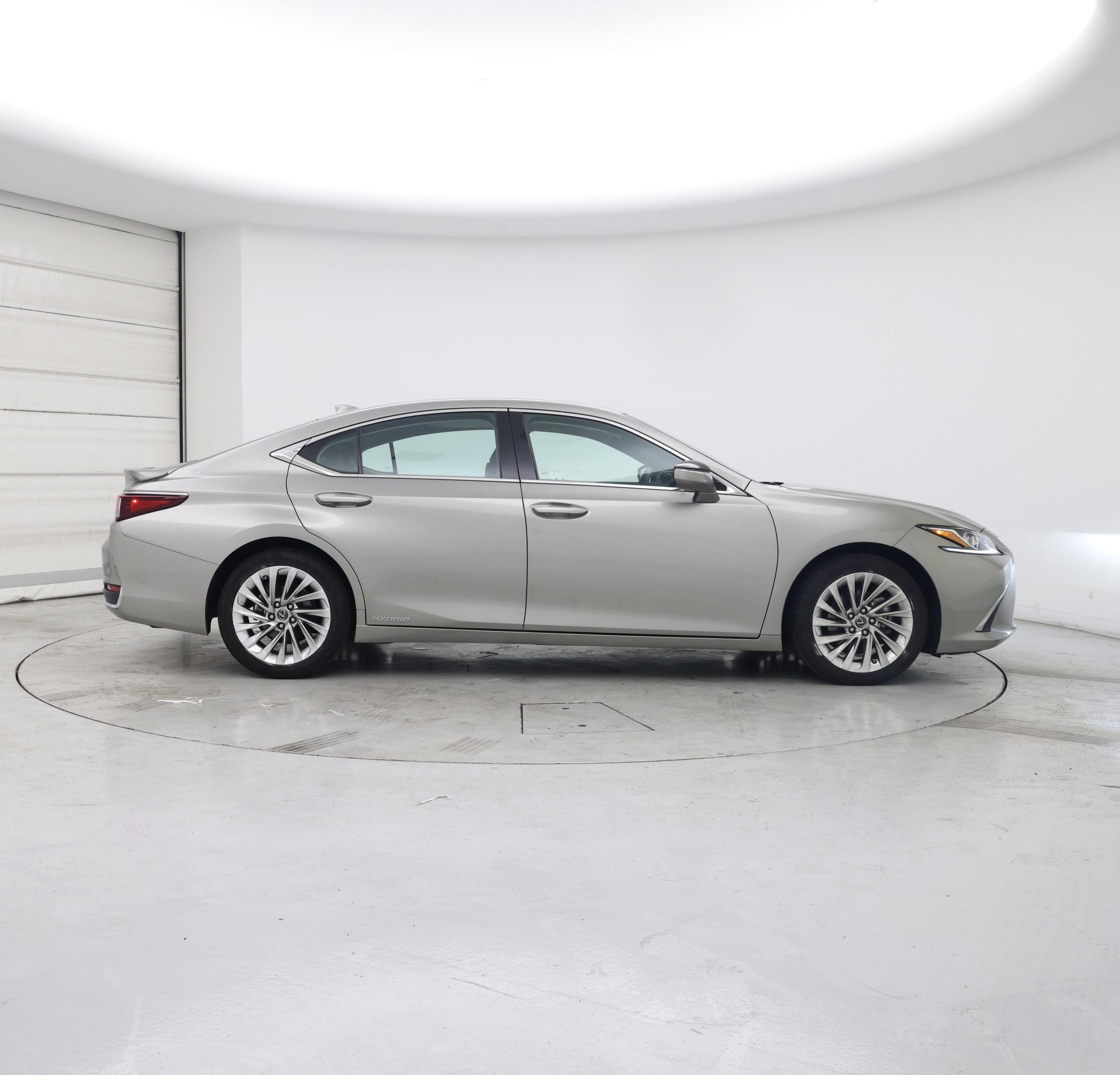 Thumbnail: 2020 Lexus ES - 7