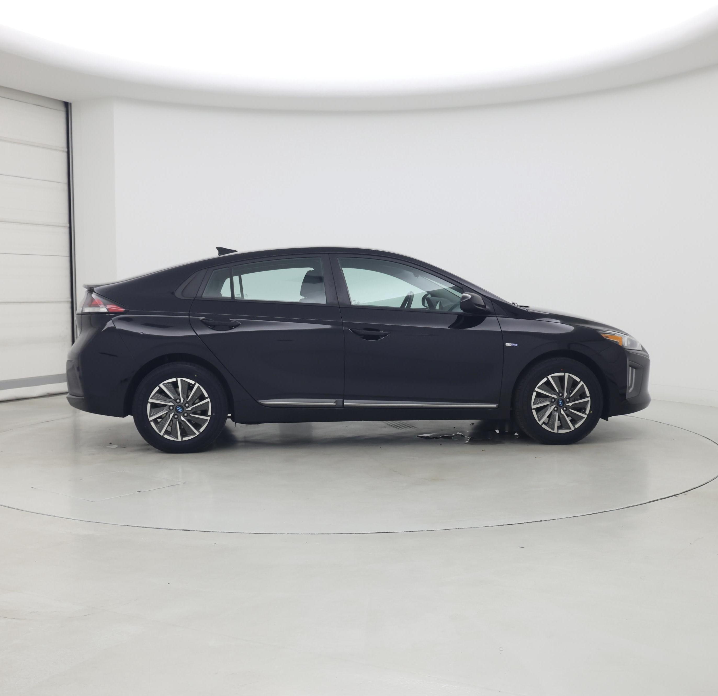 Thumbnail: 2020 Hyundai Ioniq - 7