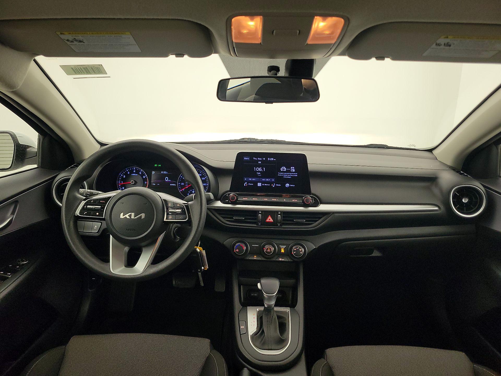 Thumbnail: 2022 Kia Forte - 9