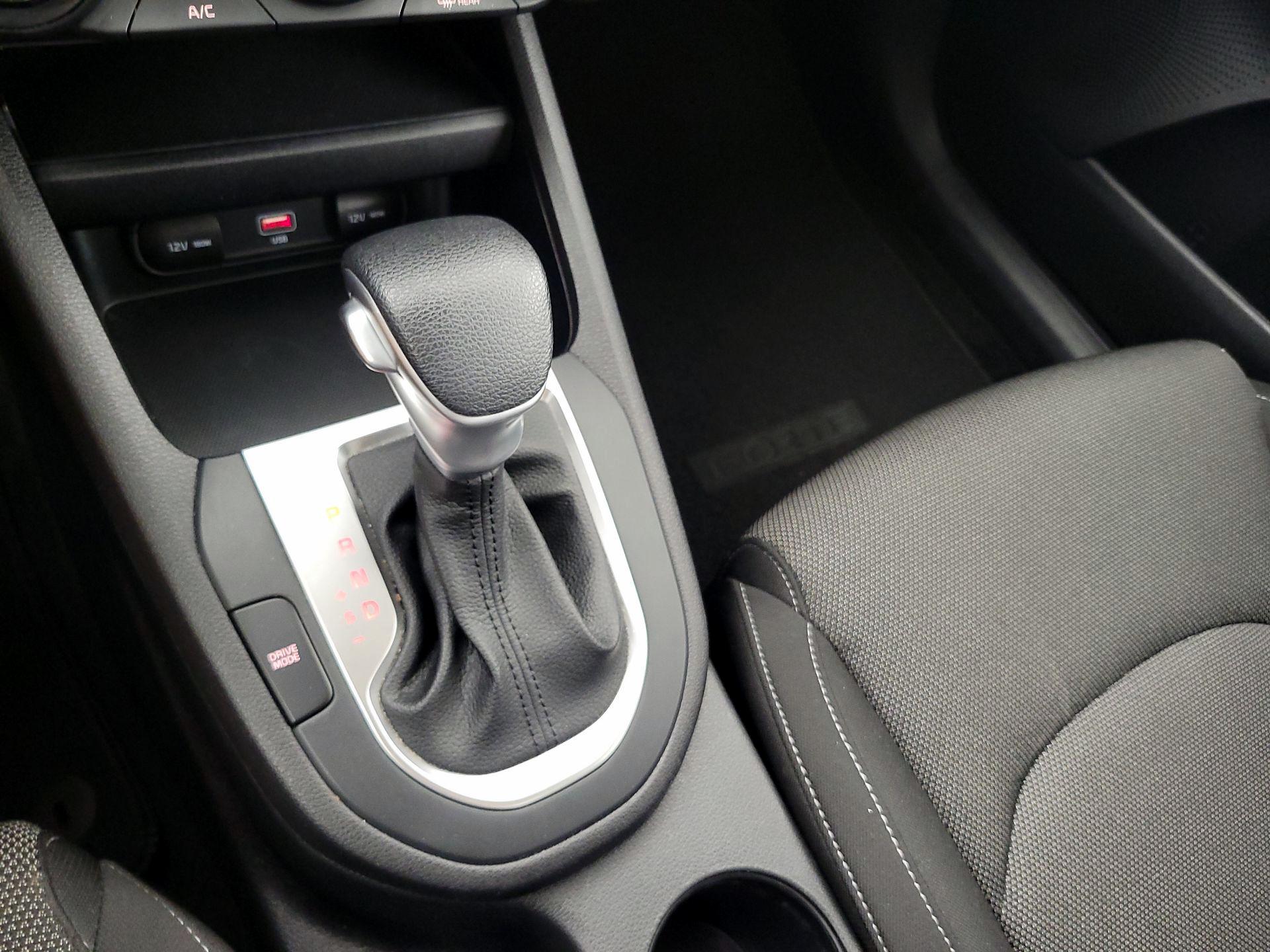 Thumbnail: 2022 Kia Forte - 17