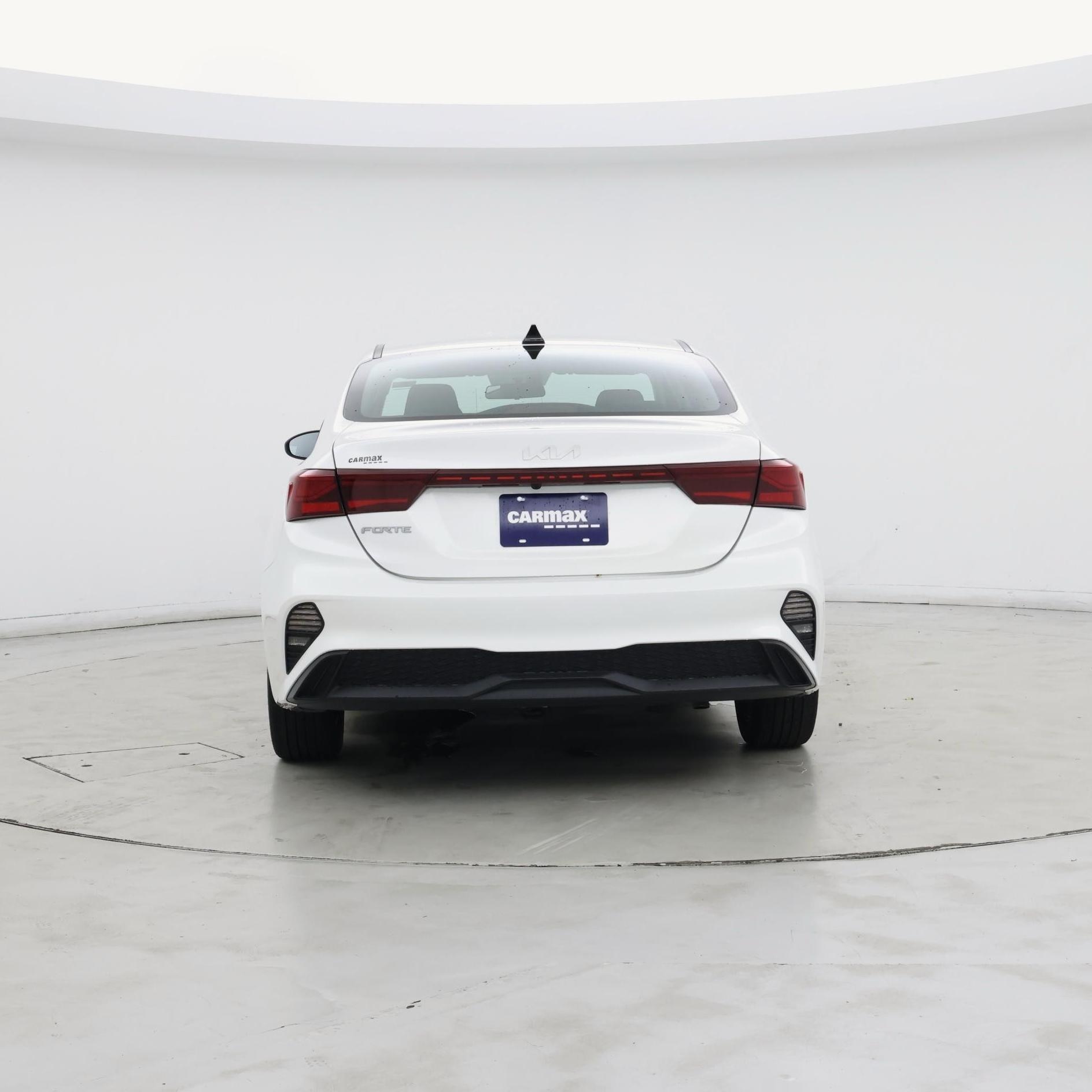 Thumbnail: 2022 Kia Forte - 6