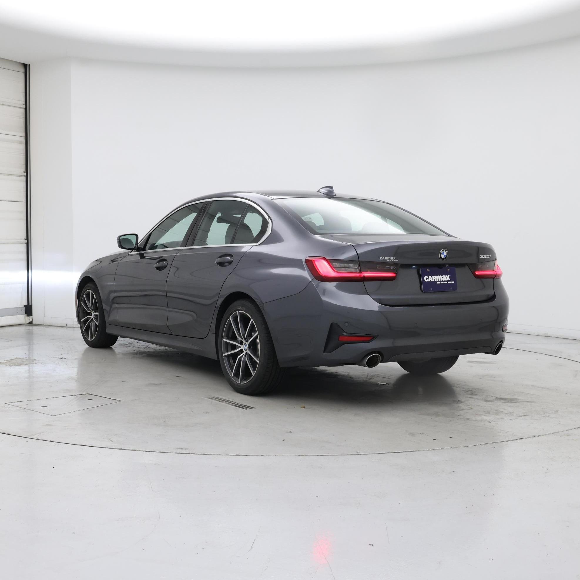Thumbnail: 2020 BMW 3 Series - 2
