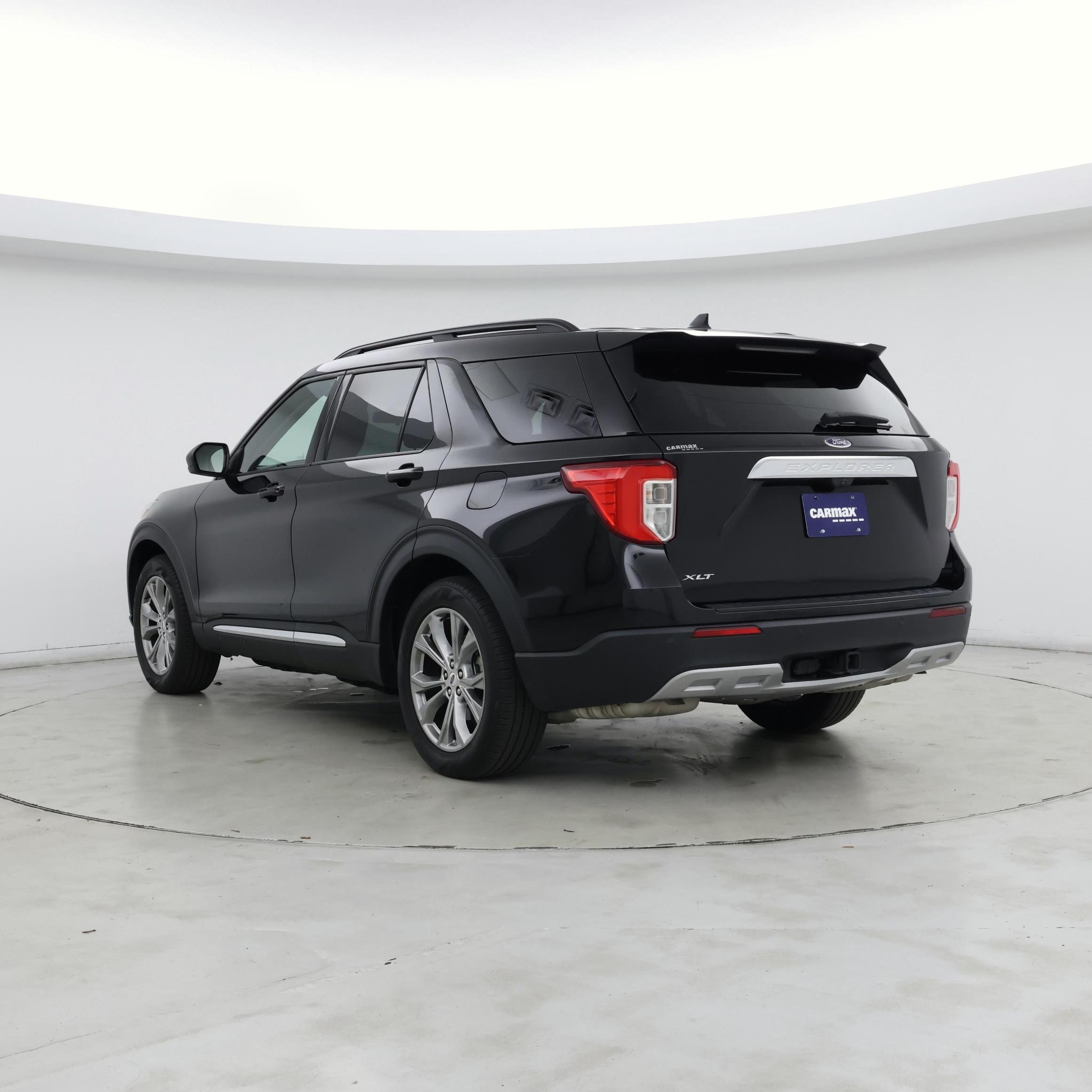Thumbnail: 2022 Ford Explorer - 2