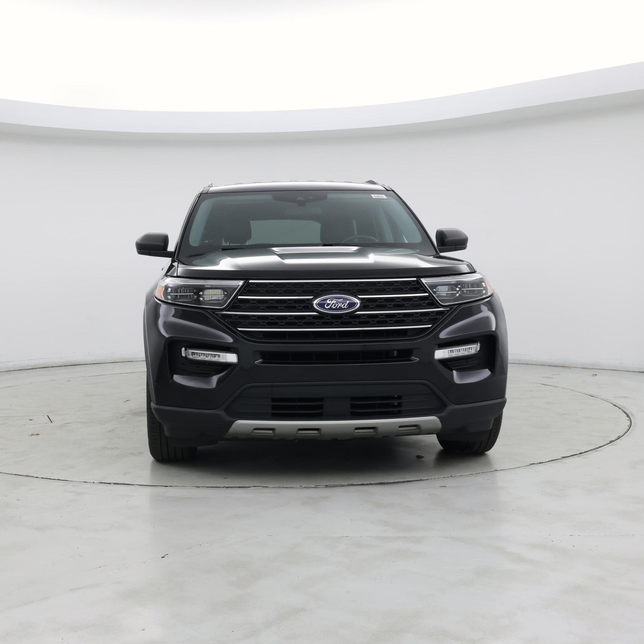Thumbnail: 2022 Ford Explorer - 5