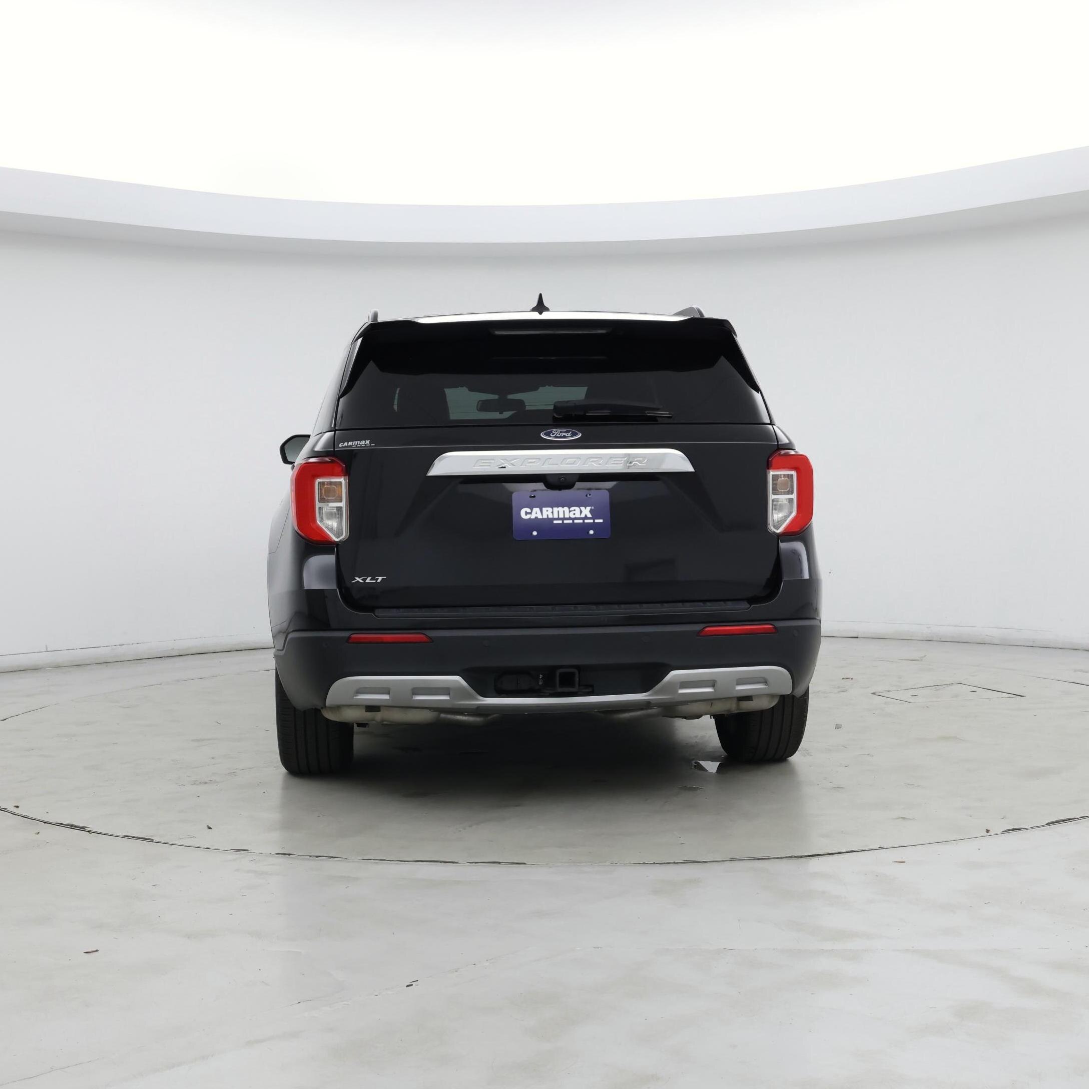 Thumbnail: 2022 Ford Explorer - 6