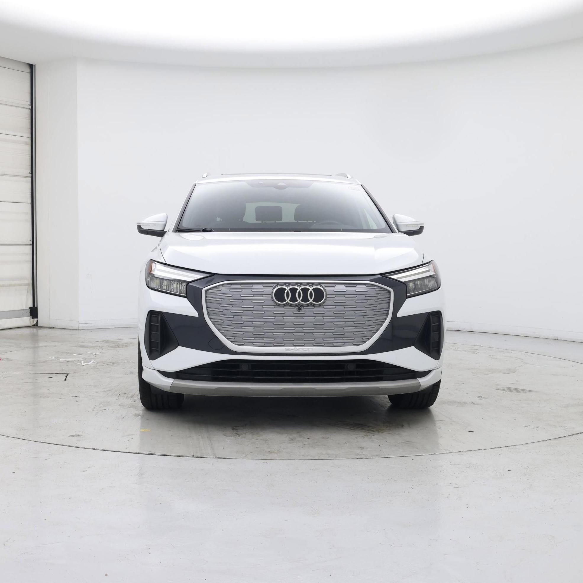 Thumbnail: 2022 Audi Q4 e-tron - 5