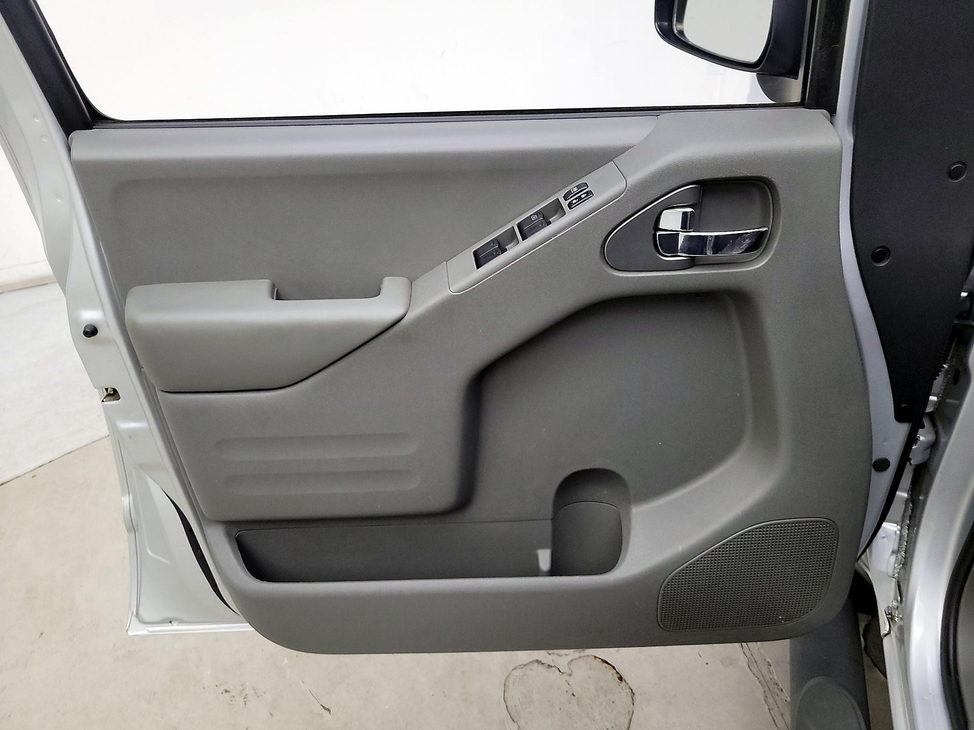 Thumbnail: 2018 Nissan Frontier - 12