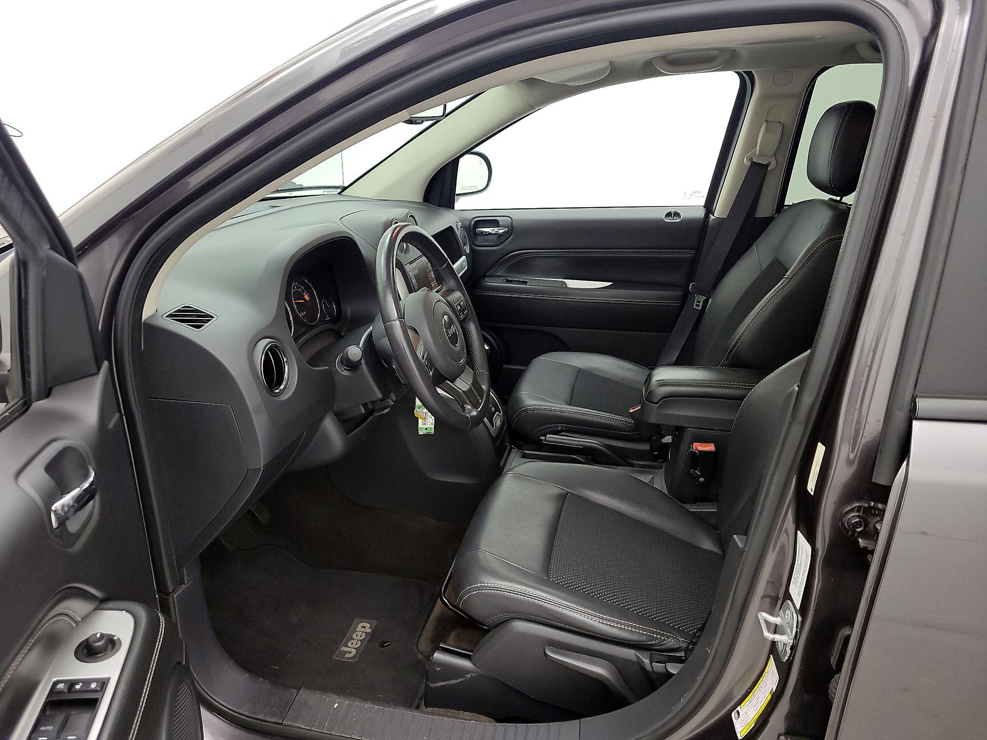 Thumbnail: 2014 Jeep Compass - 11