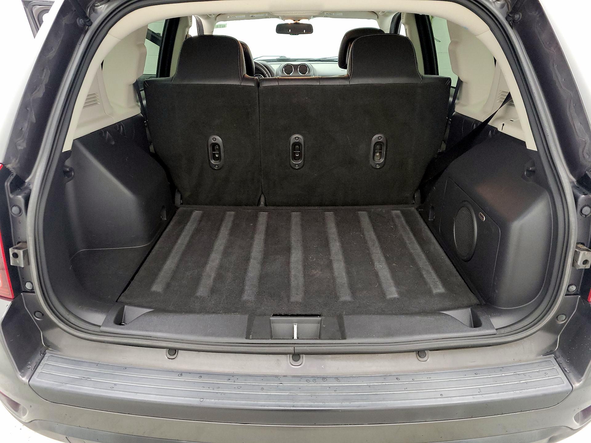 Thumbnail: 2014 Jeep Compass - 19