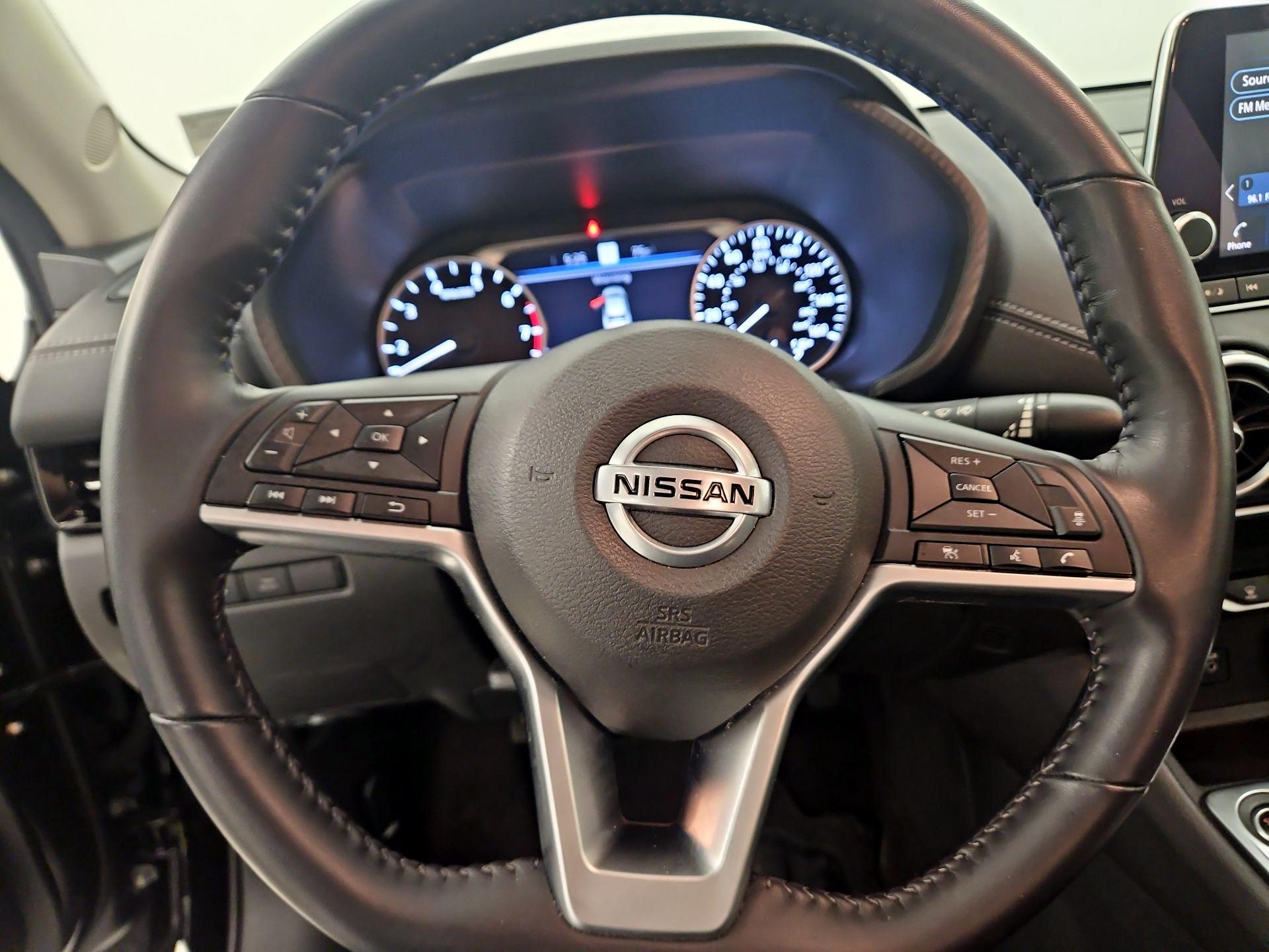 Thumbnail: 2020 Nissan Sentra - 10