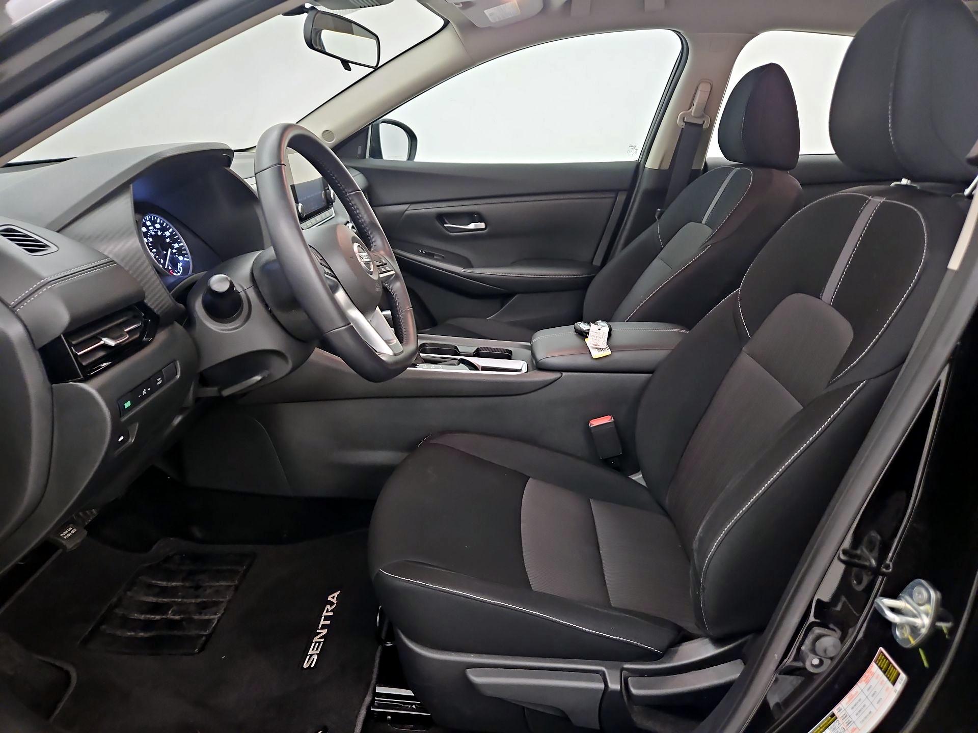 Thumbnail: 2020 Nissan Sentra - 11