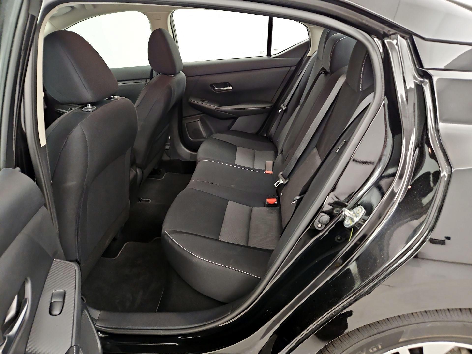 Thumbnail: 2020 Nissan Sentra - 19