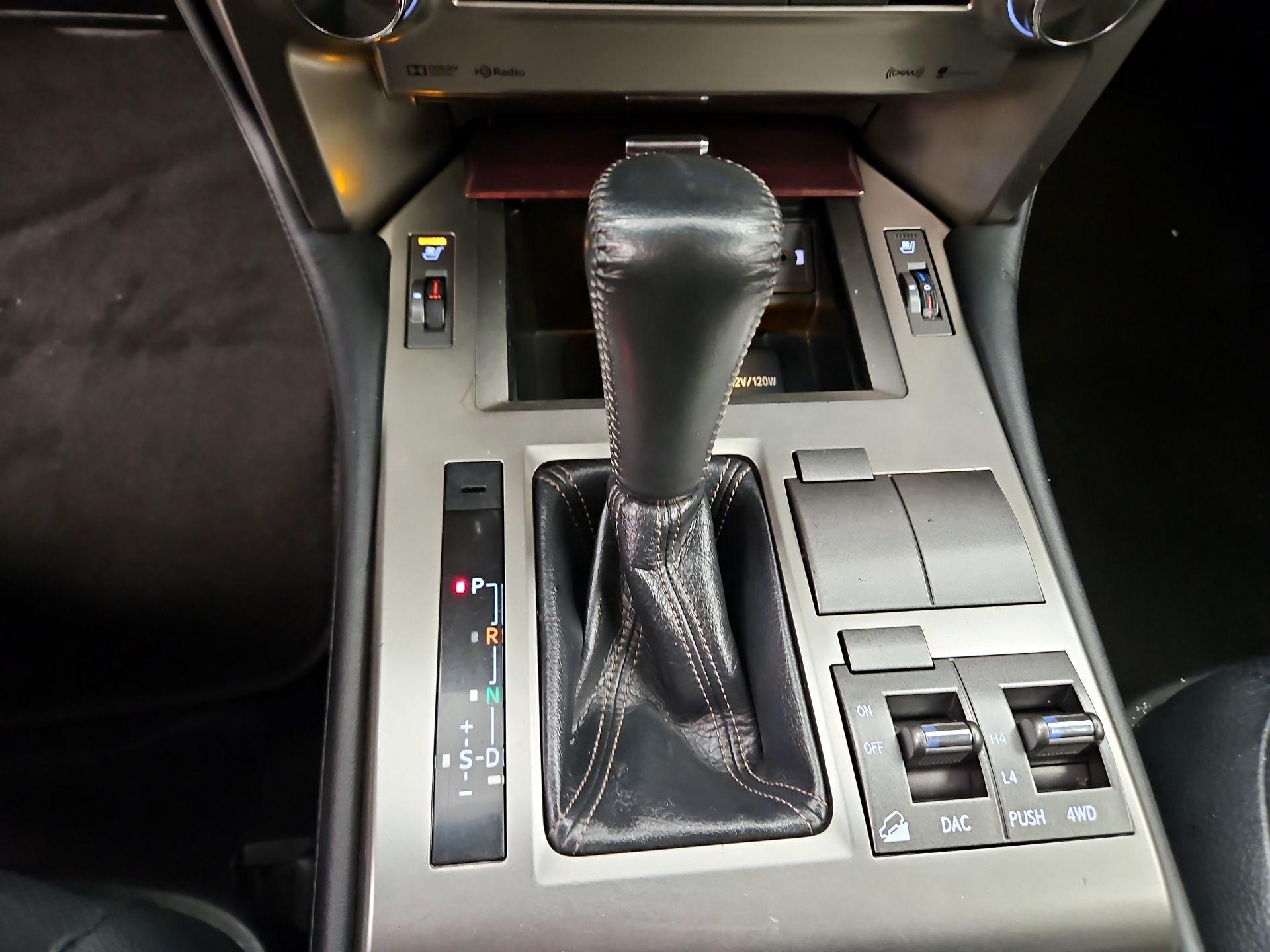 Thumbnail: 2015 Lexus GX - 18