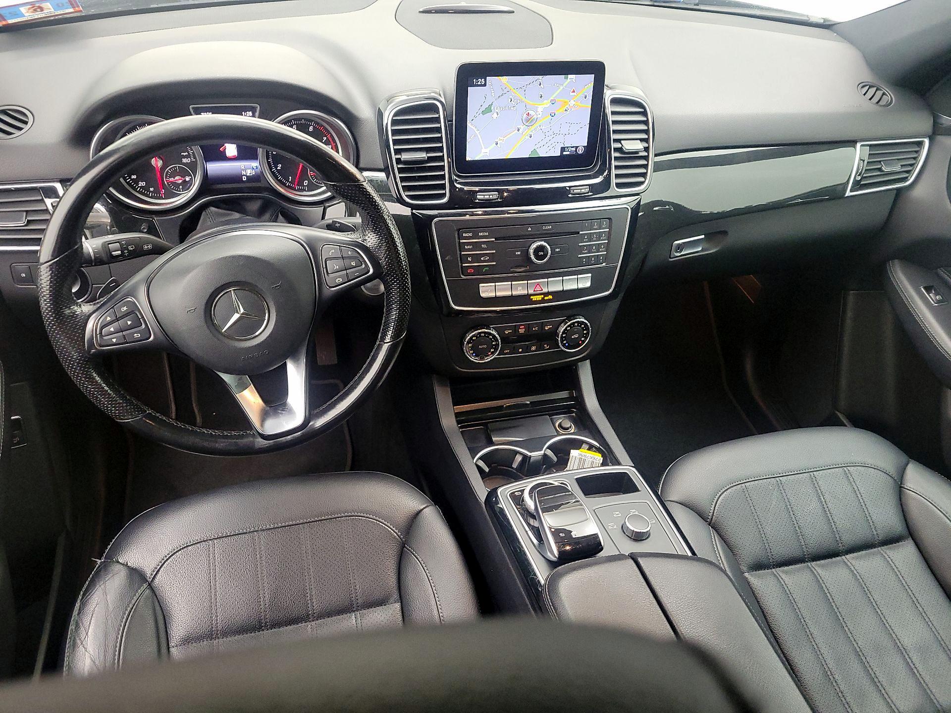 Thumbnail: 2018 Mercedes-Benz GLE - 9