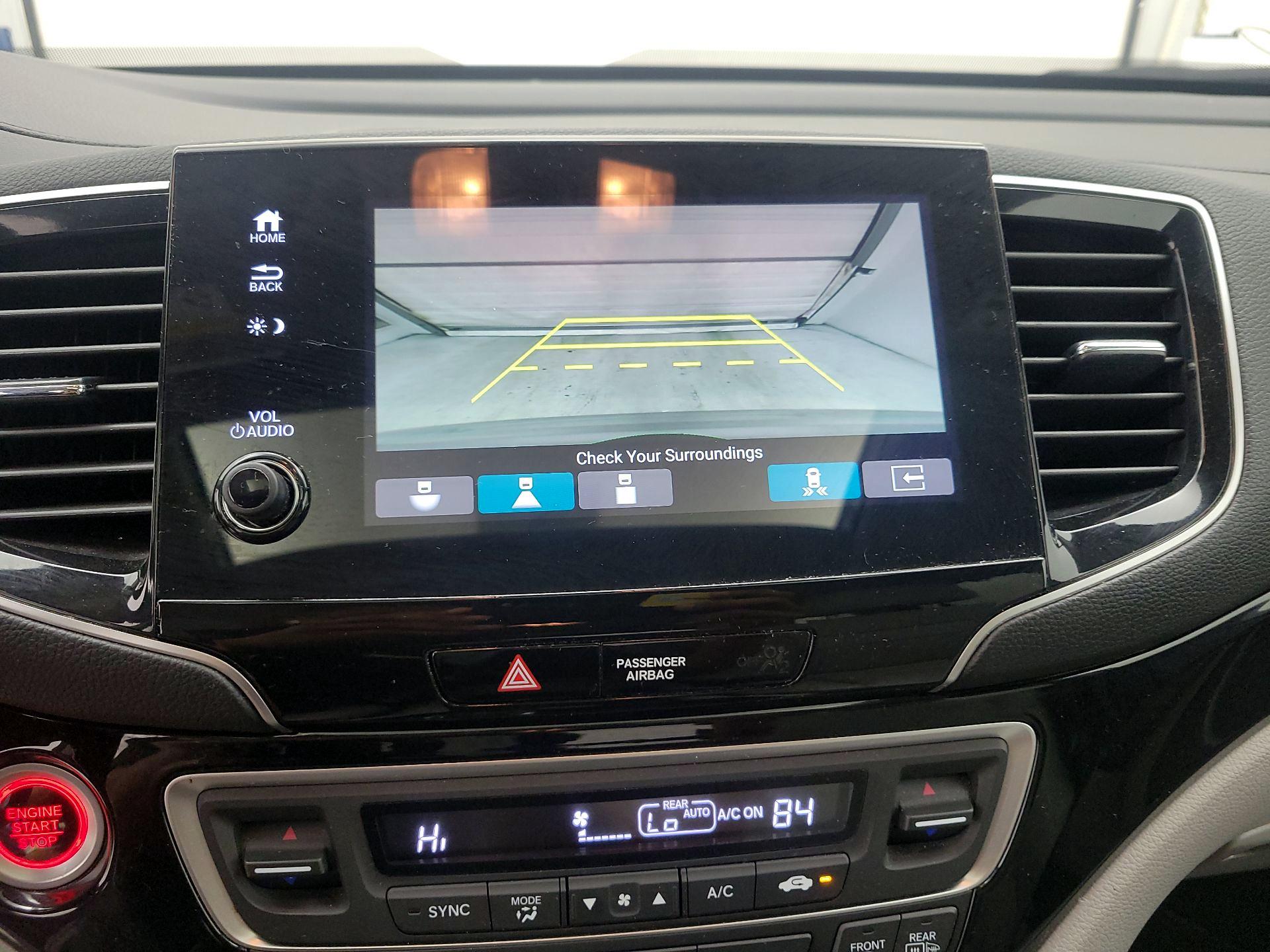 Thumbnail: 2019 Honda Pilot - 14