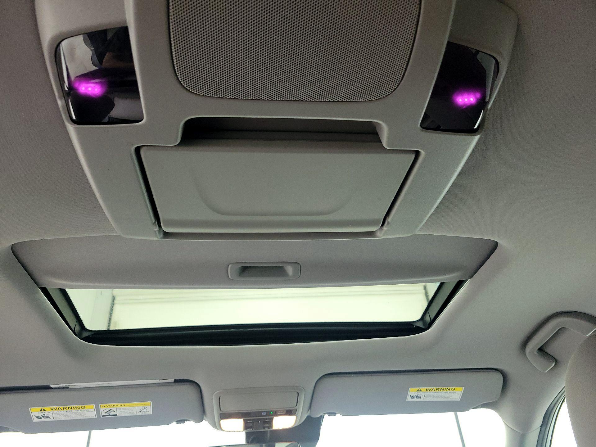 Thumbnail: 2019 Honda Pilot - 19