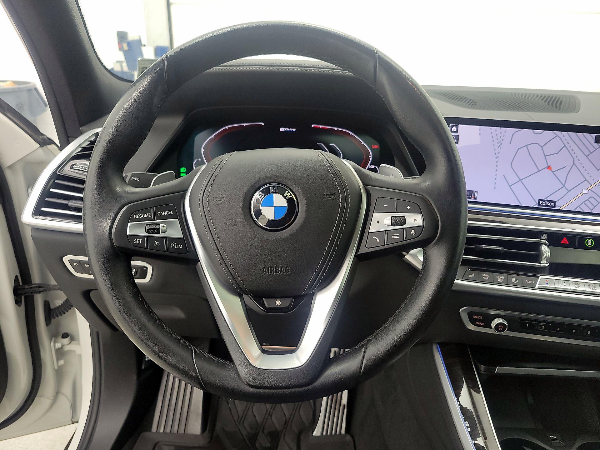 Thumbnail: 2021 BMW X5 - 10